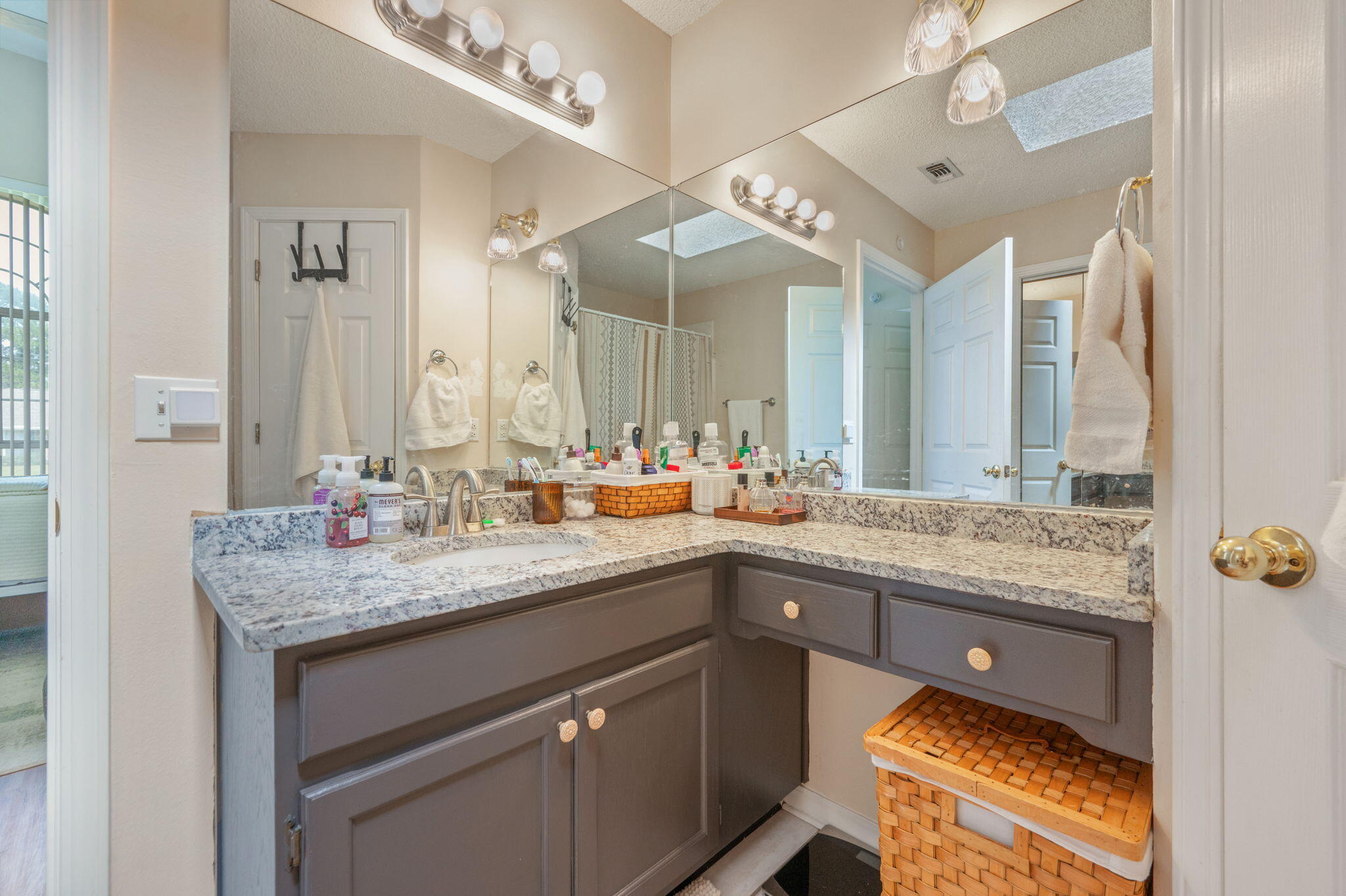 1931 Commodore Drive Navarre FL 32566