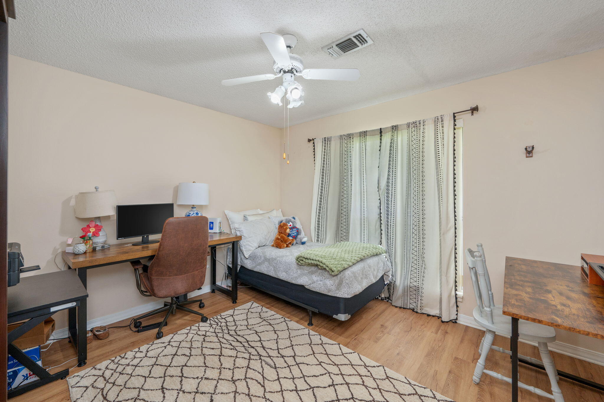 1931 Commodore Drive Navarre FL 32566