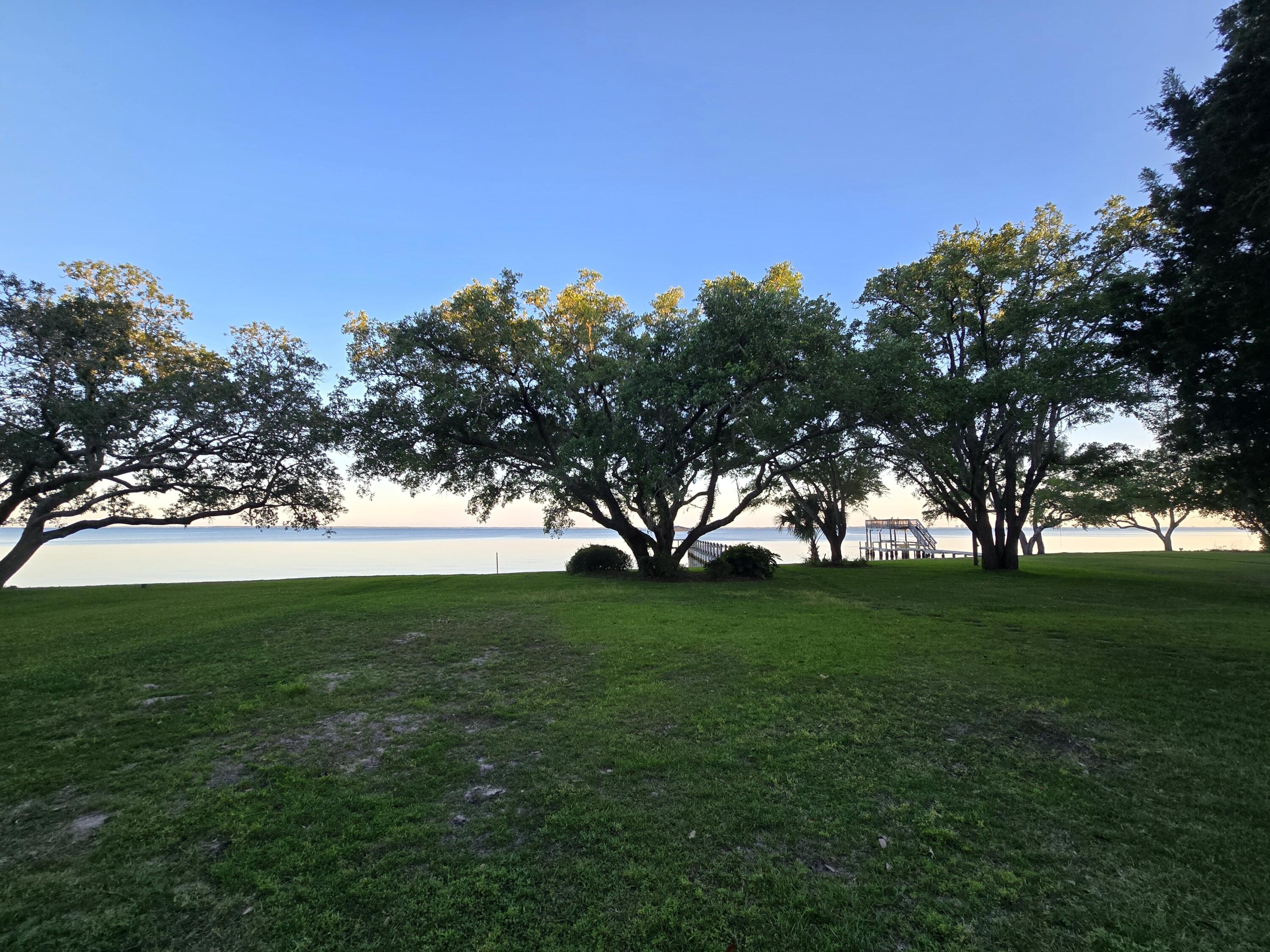 261 Cedar Beach Cove Freeport FL 32439