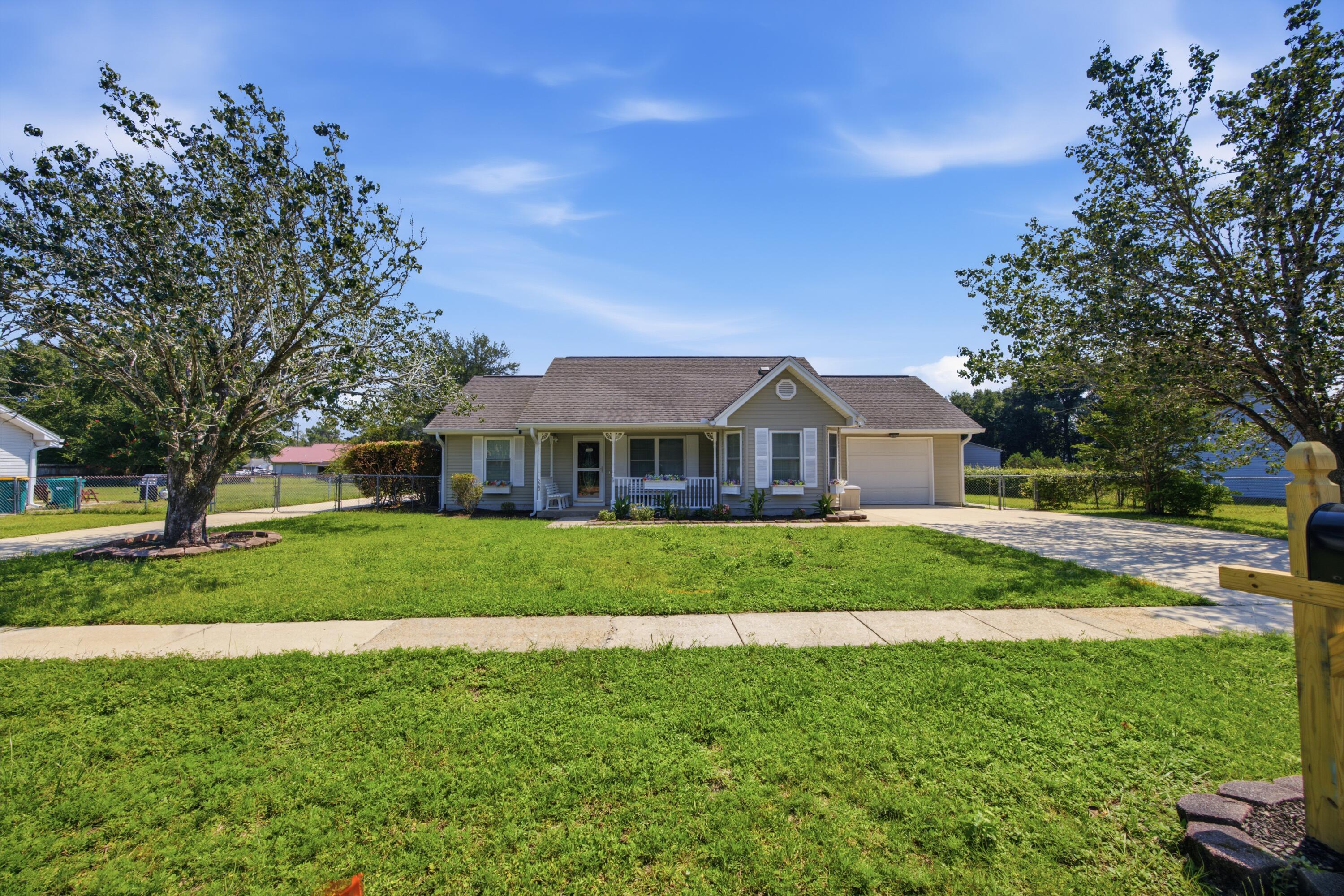 220 W Walker Circle Crestview FL 32539
