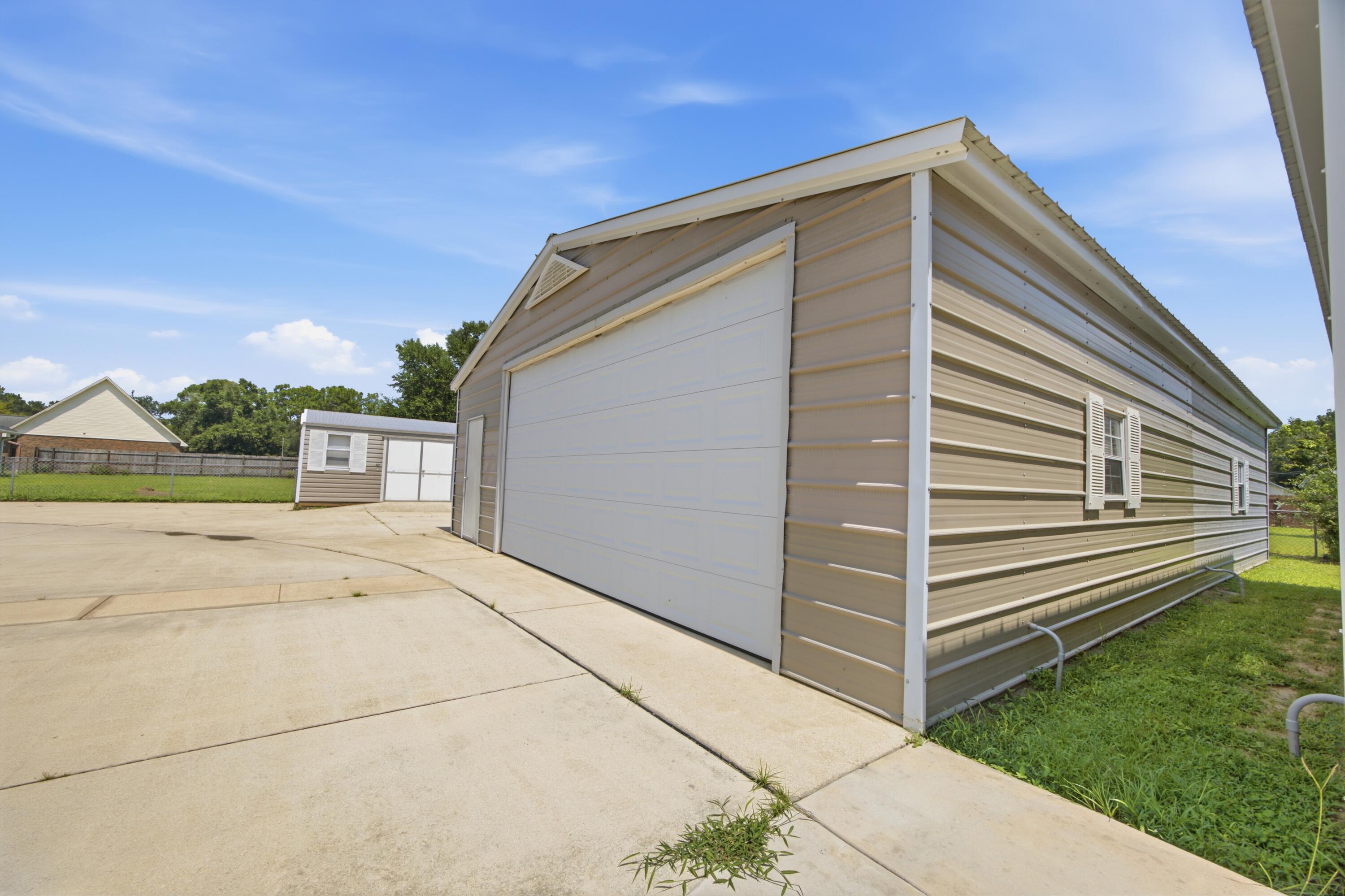 220 W Walker Circle Crestview FL 32539