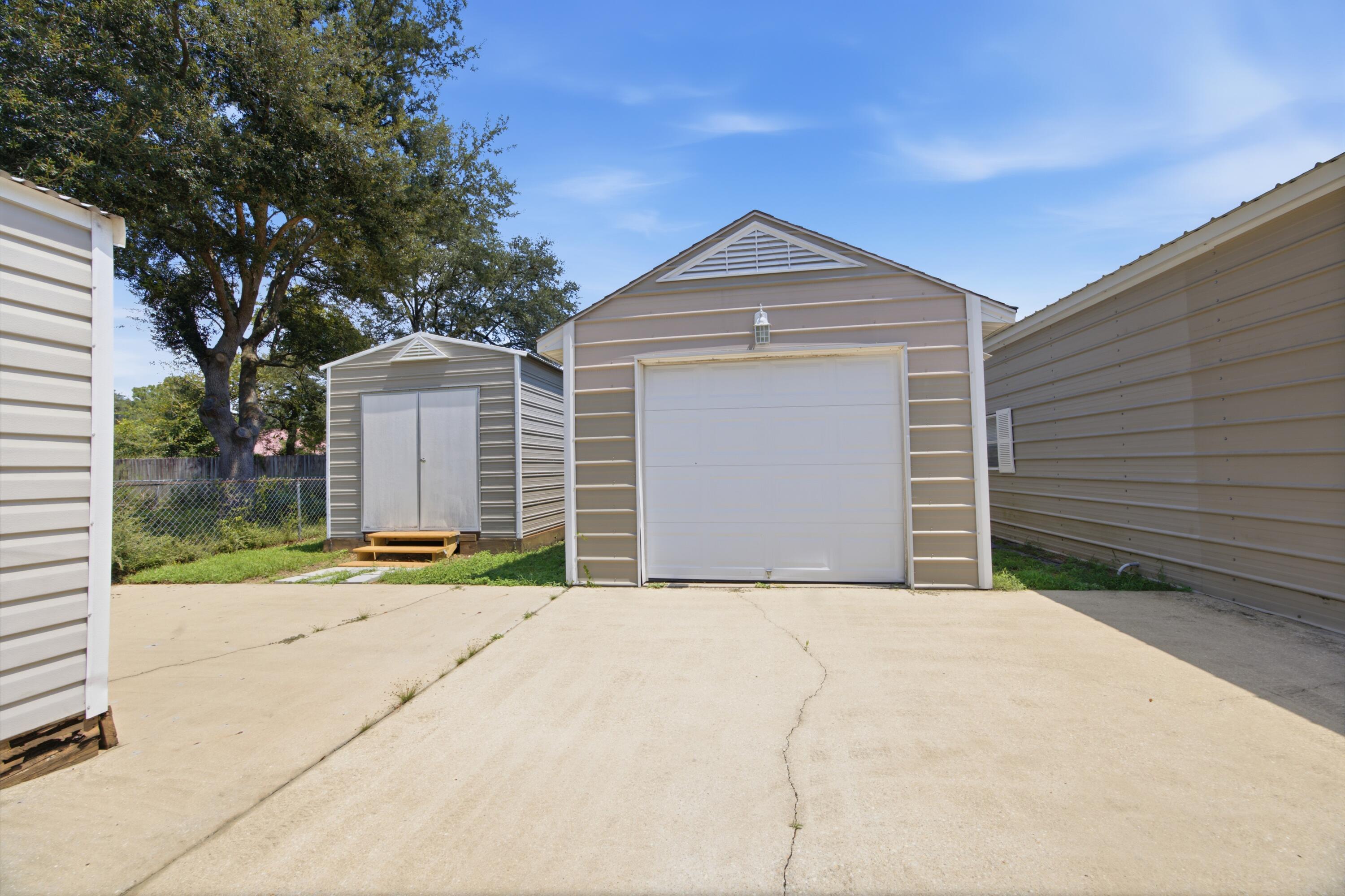 220 W Walker Circle Crestview FL 32539