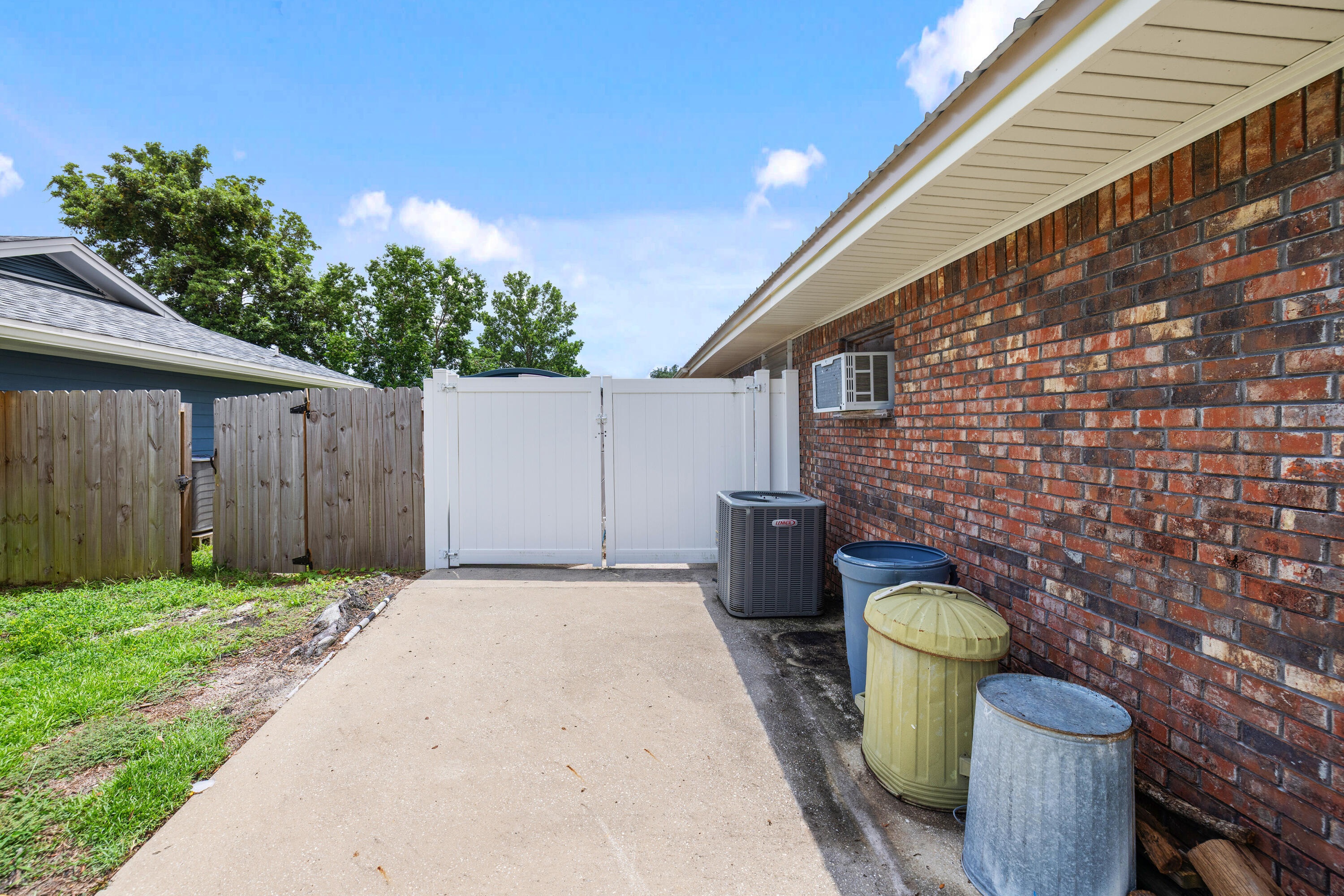 21 Pebble Beach Drive Shalimar FL 32579