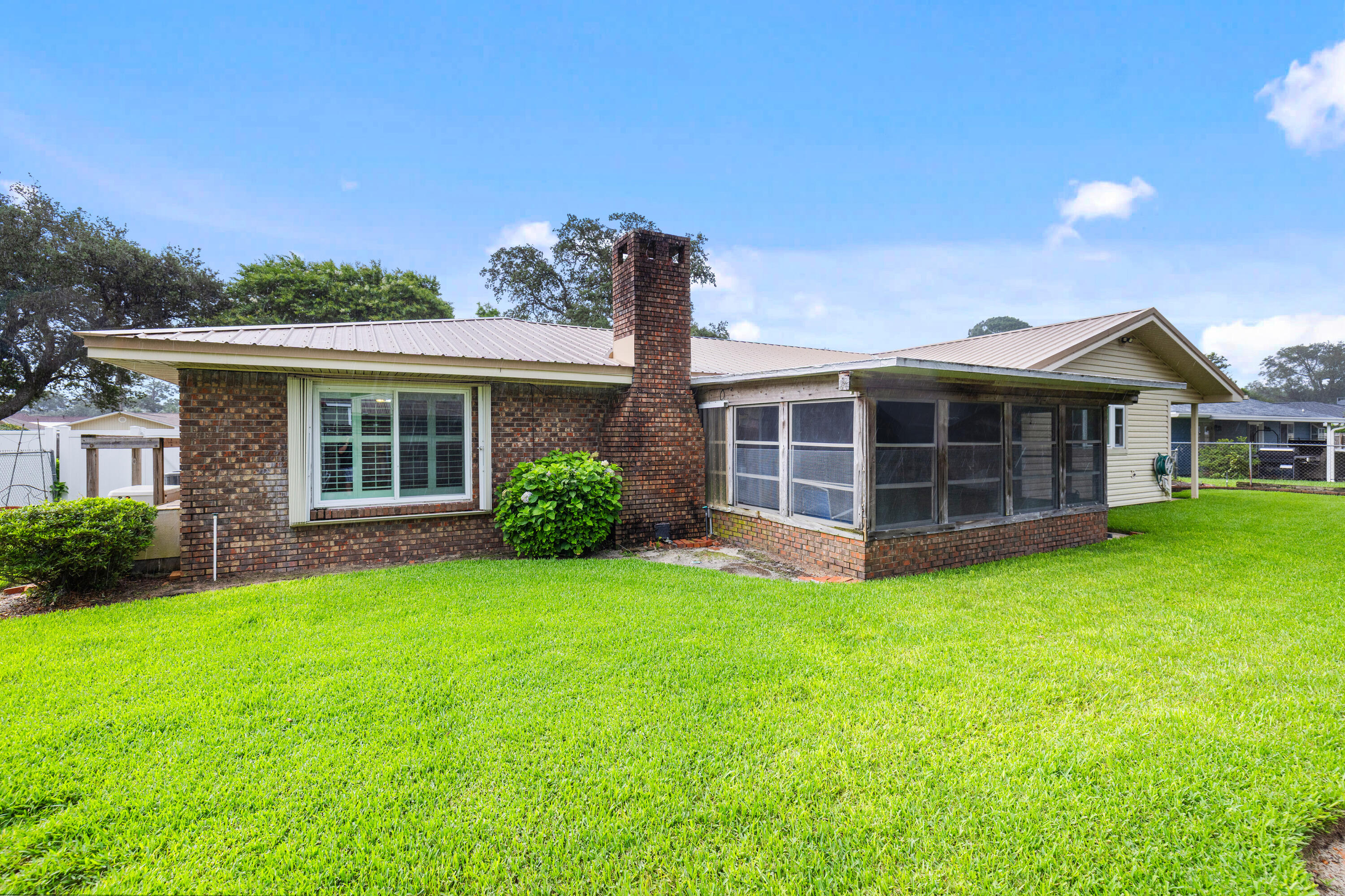 21 Pebble Beach Drive Shalimar FL 32579