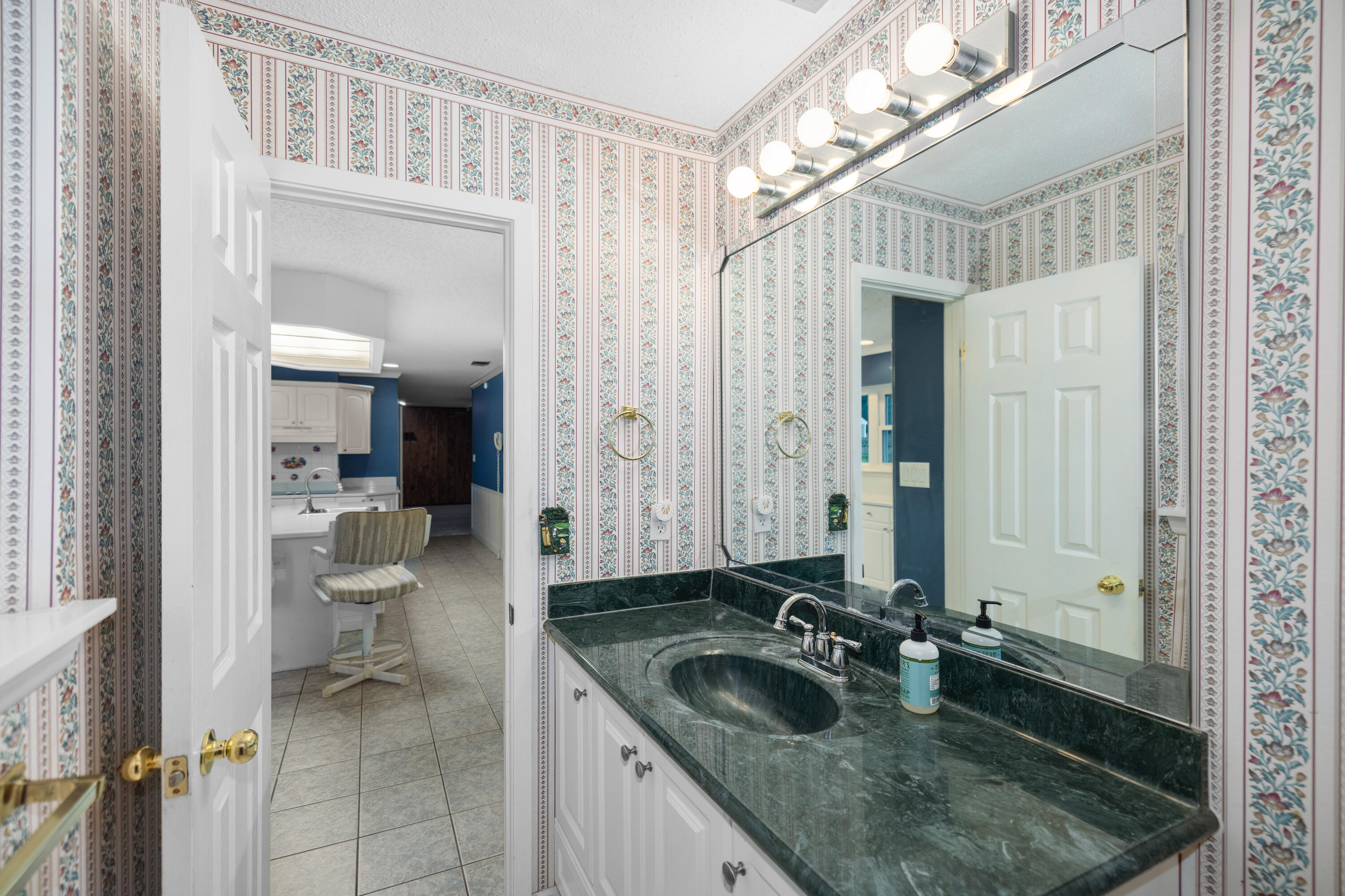 21 Pebble Beach Drive Shalimar FL 32579