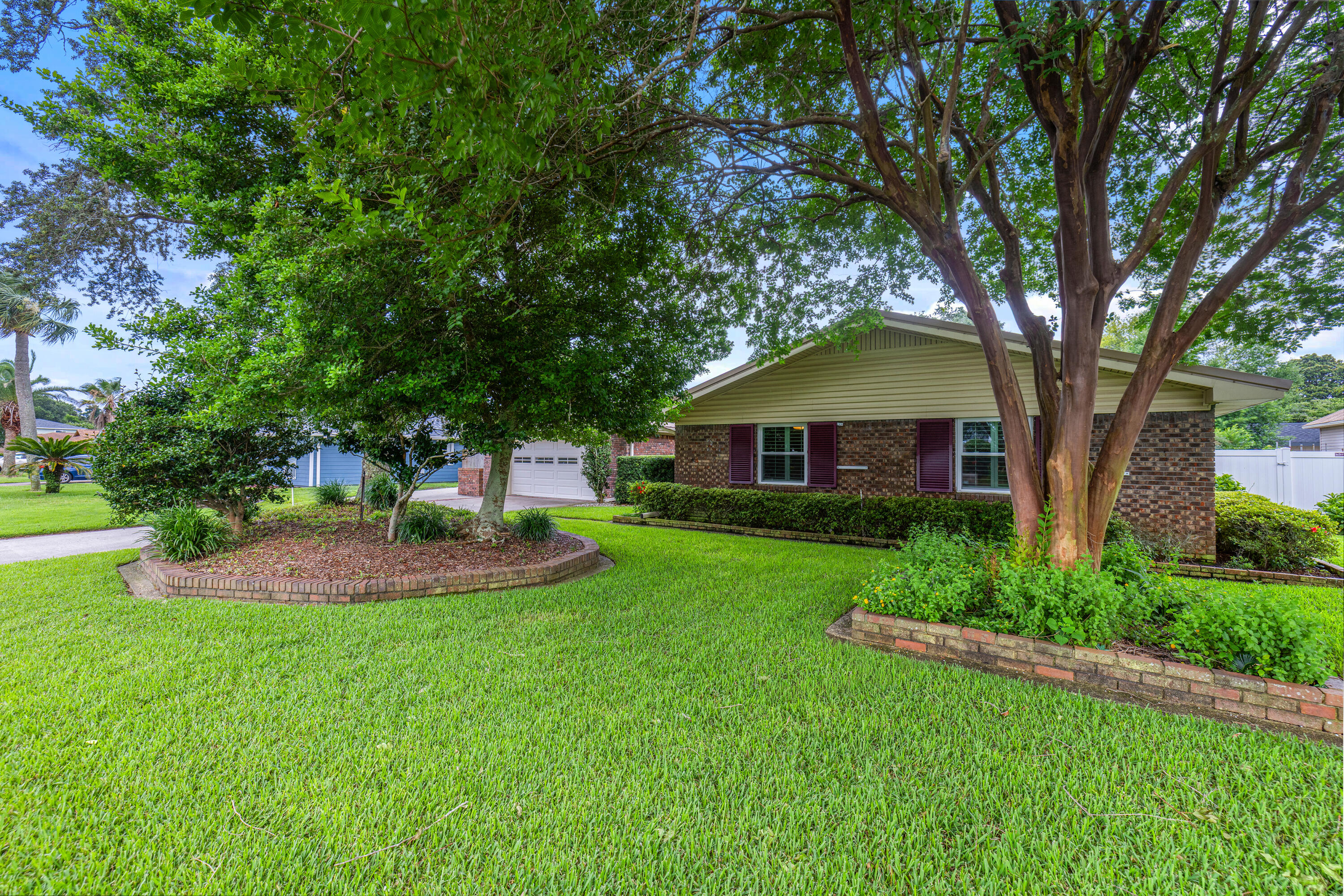 21 Pebble Beach Drive Shalimar FL 32579