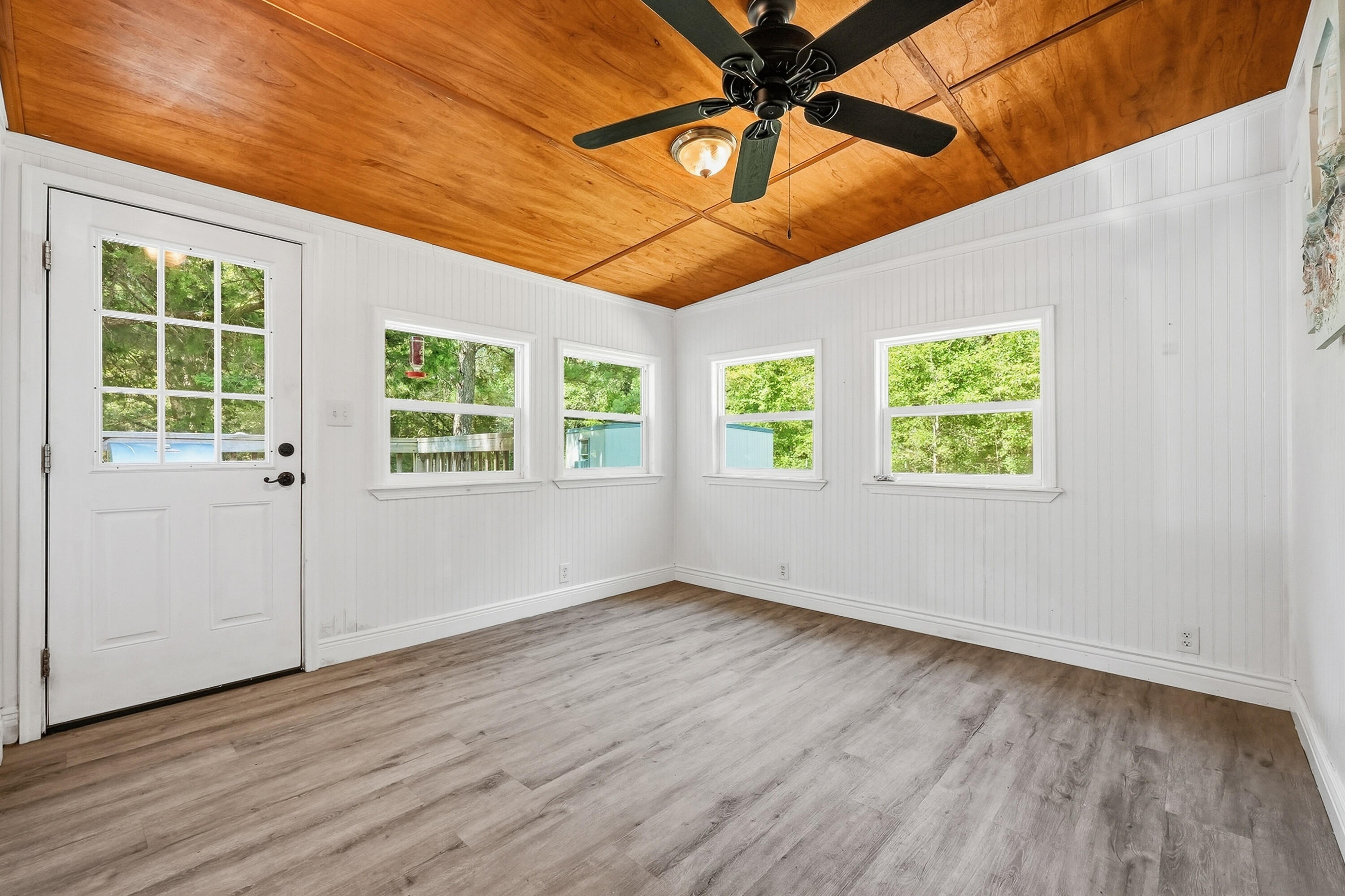 2098 S County Highway 183 Defuniak Springs FL 32435