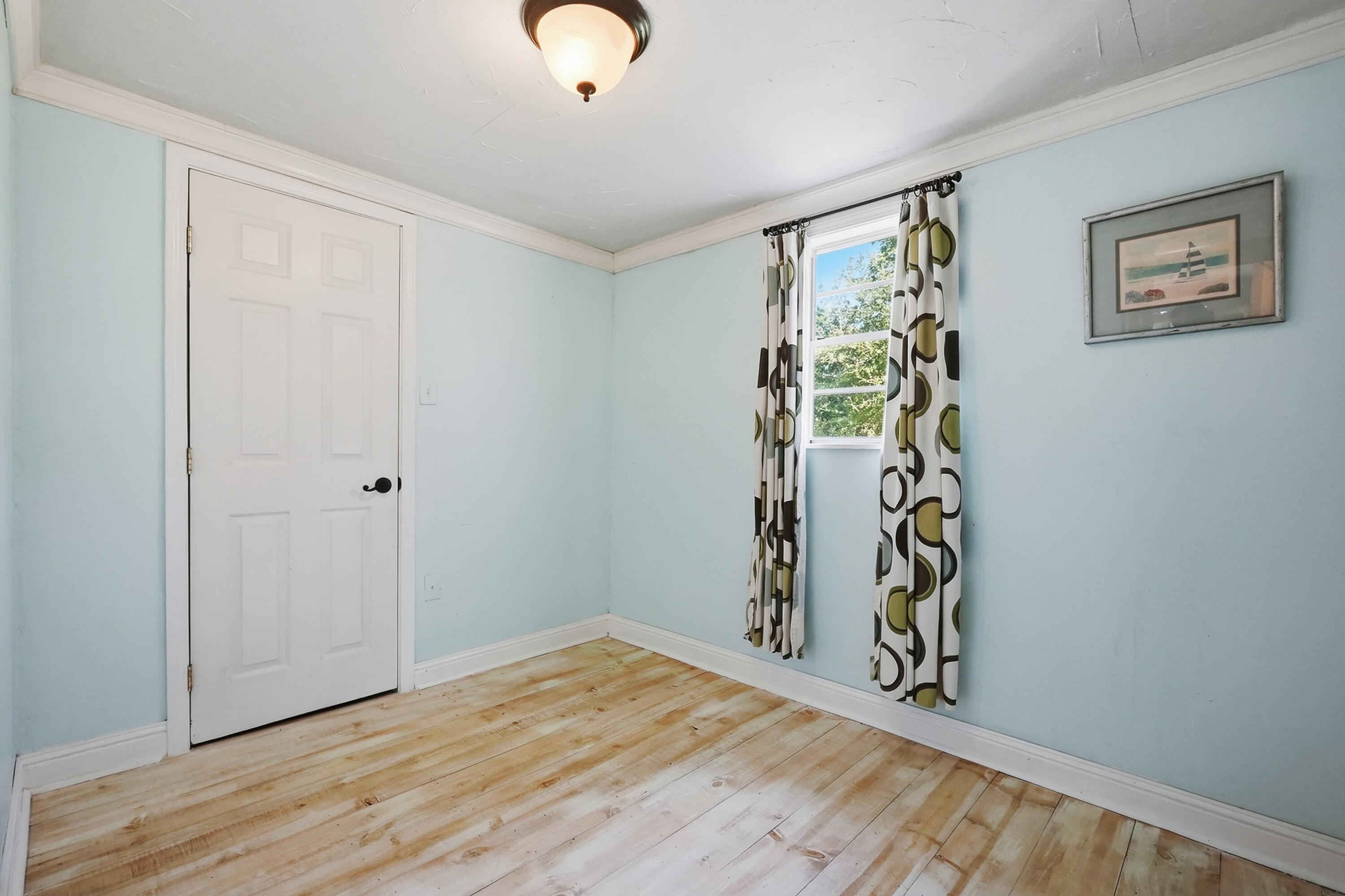 2098 S County Highway 183 Defuniak Springs FL 32435