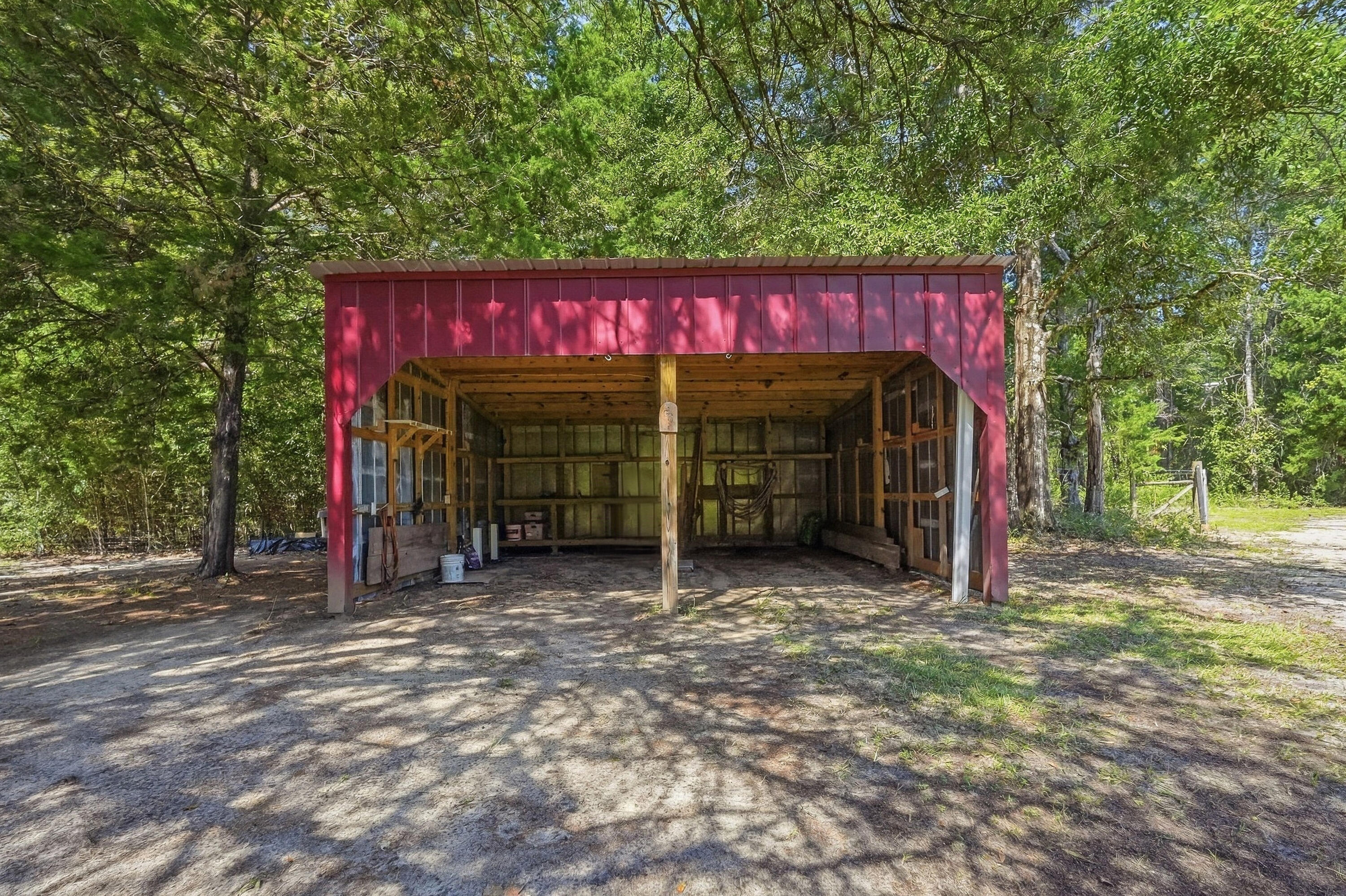 2098 S County Highway 183 Defuniak Springs FL 32435