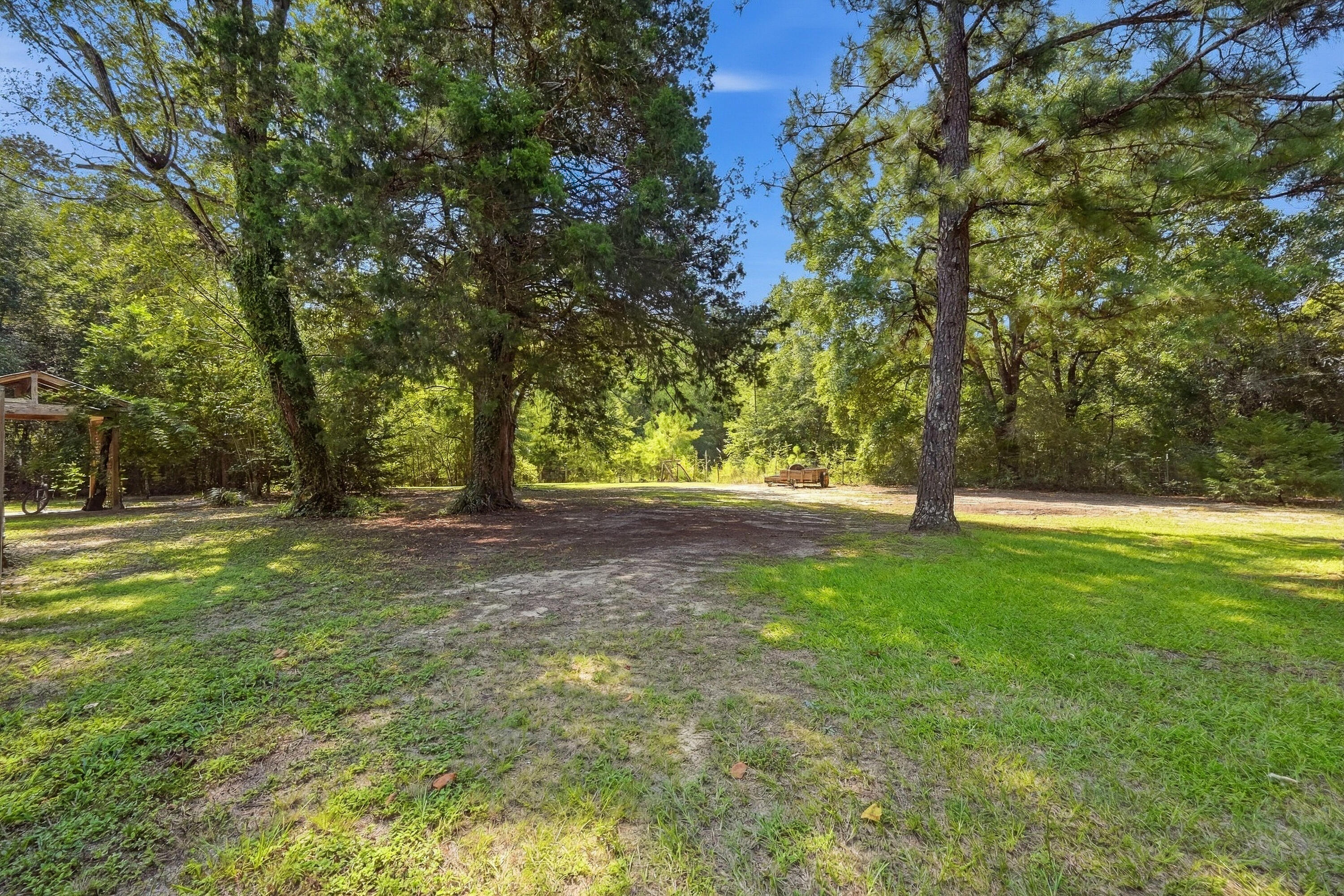2098 S County Highway 183 Defuniak Springs FL 32435