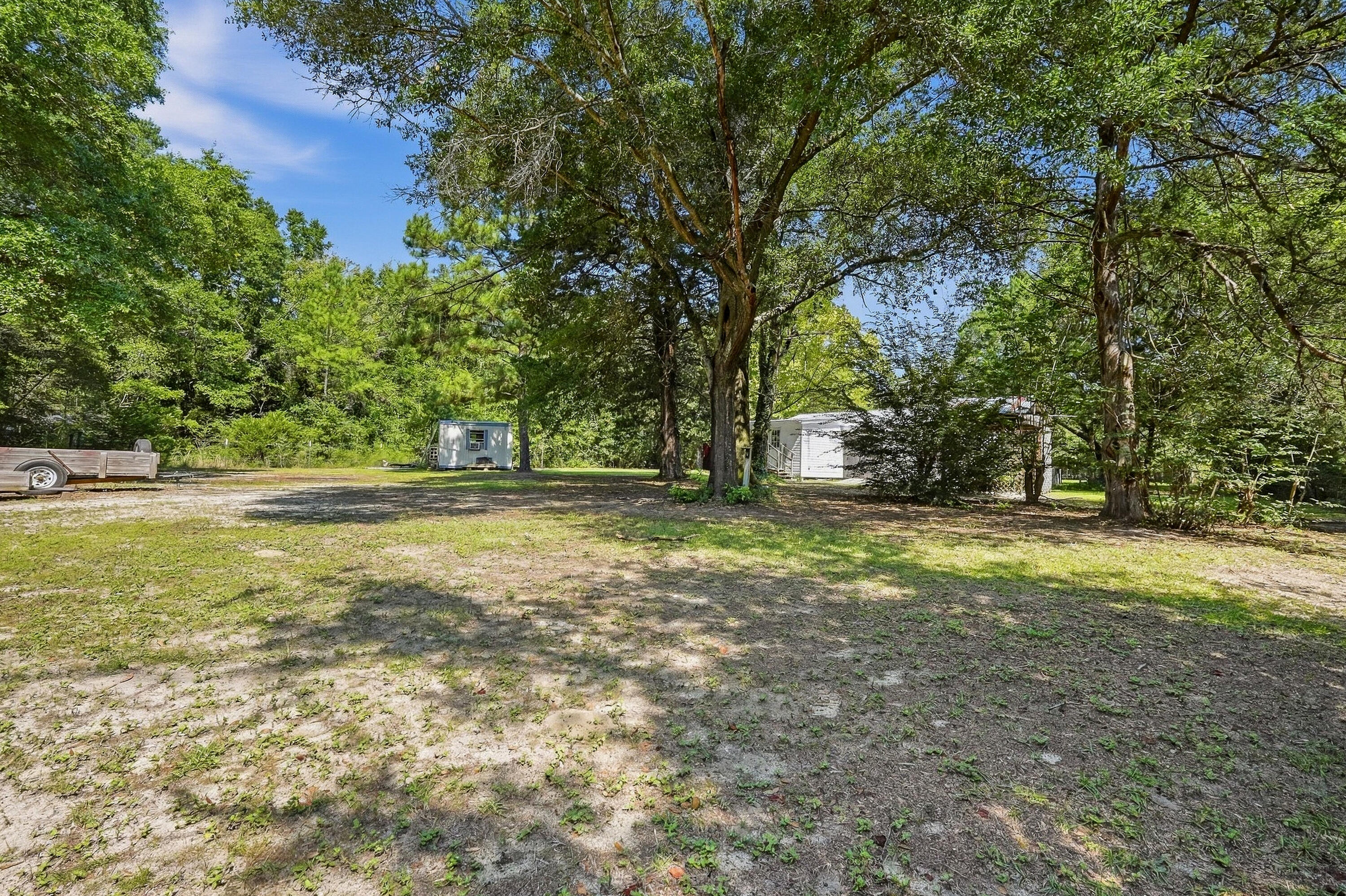 2098 S County Highway 183 Defuniak Springs FL 32435