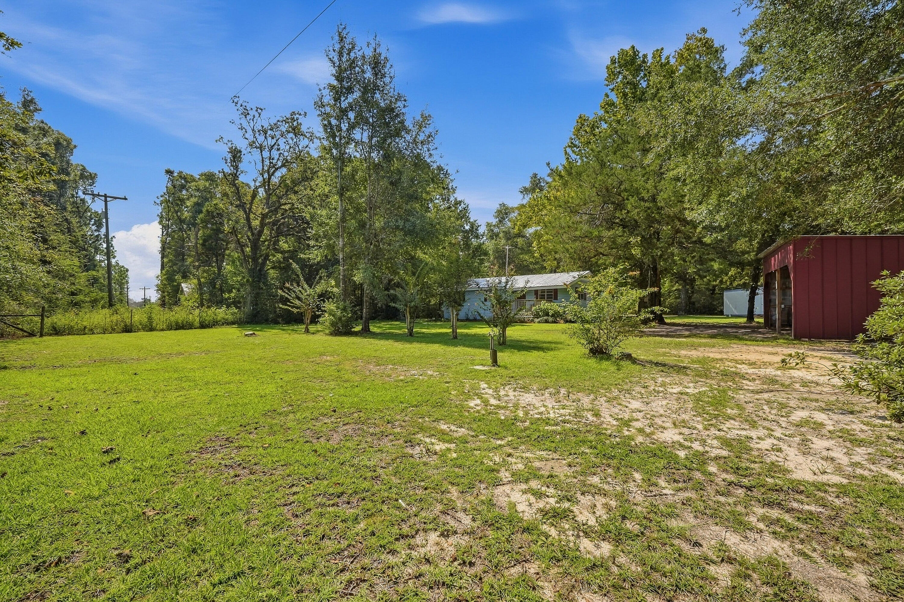 2098 S County Highway 183 Defuniak Springs FL 32435