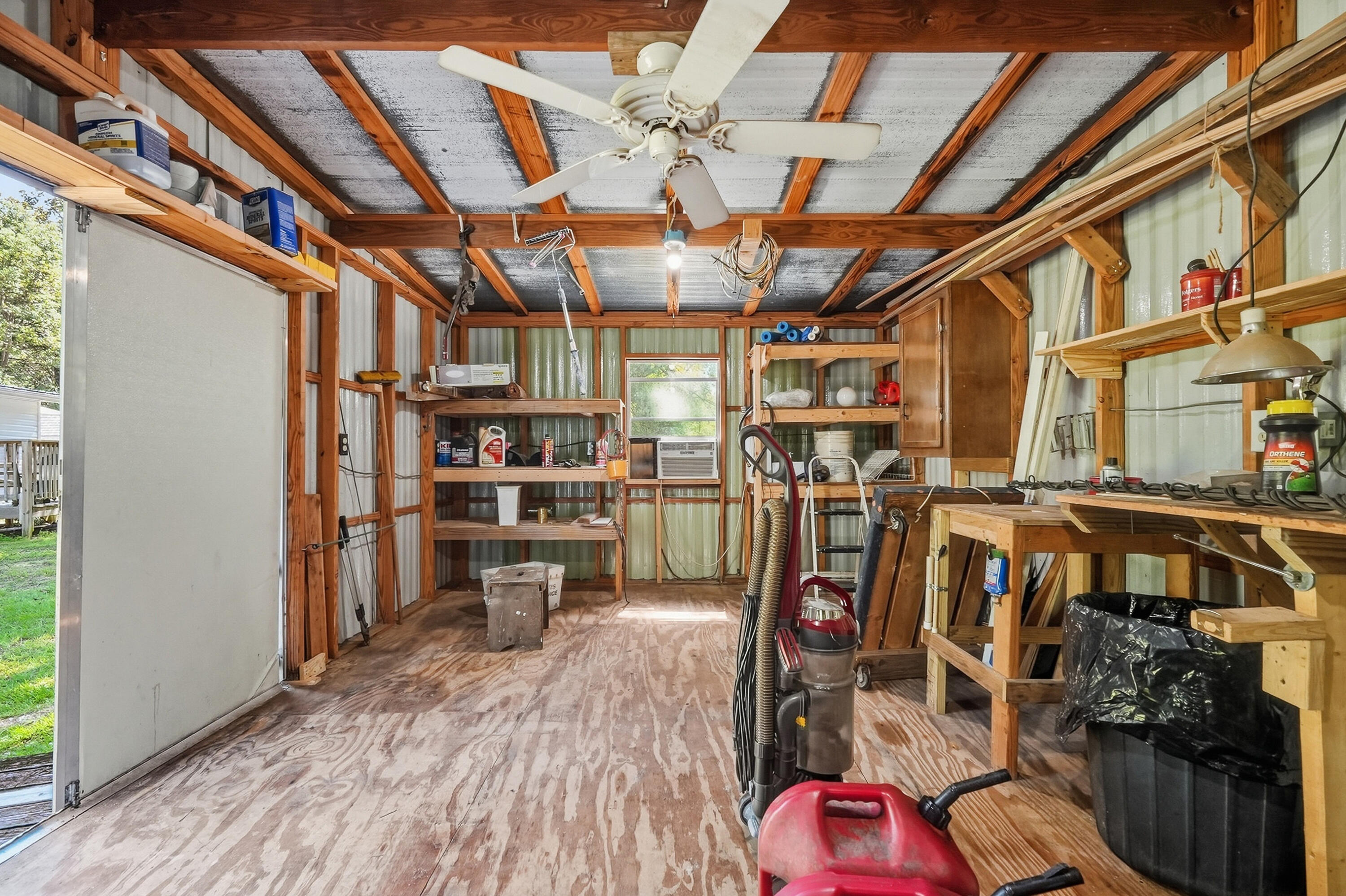 2098 S County Highway 183 Defuniak Springs FL 32435