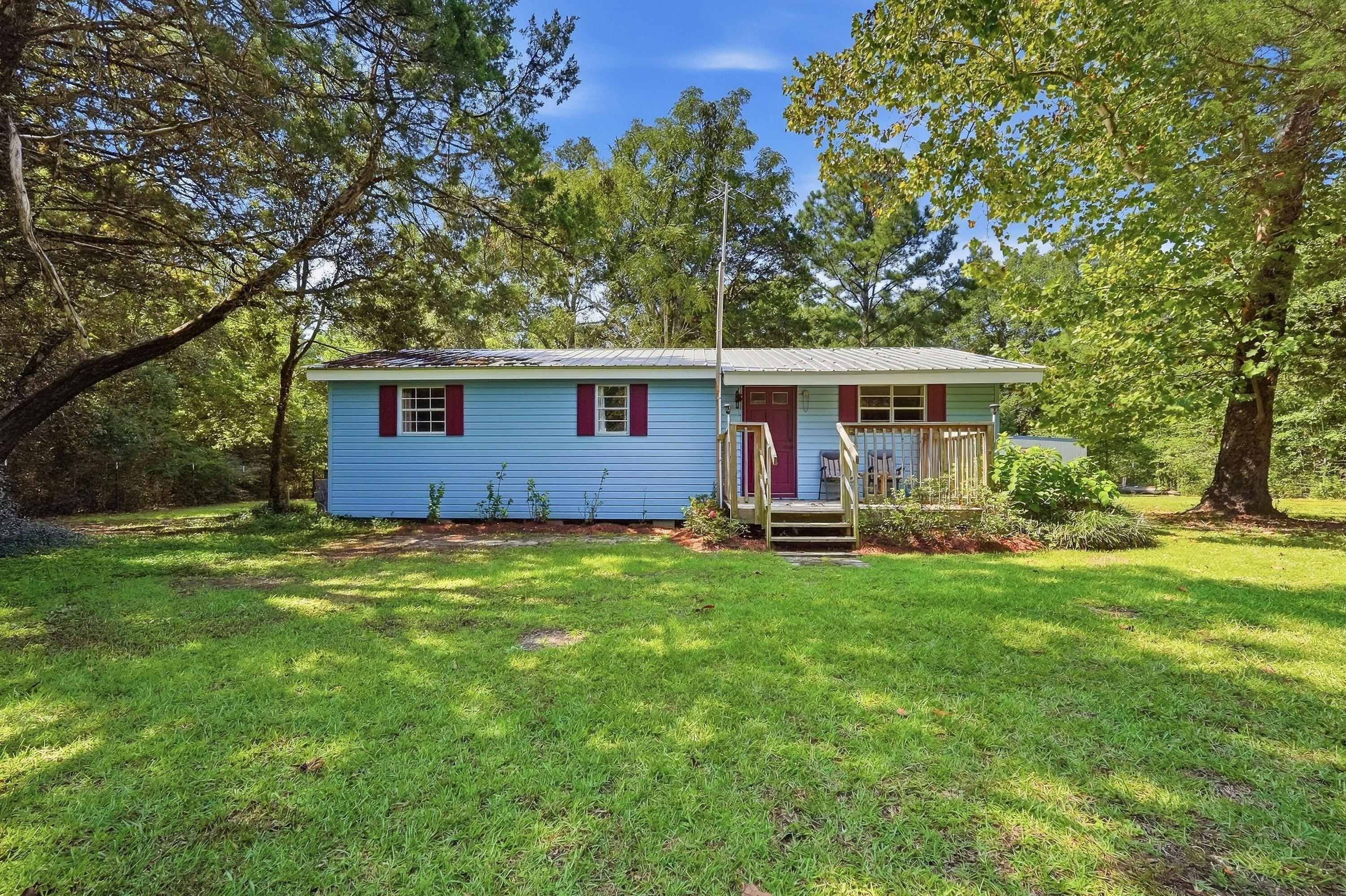 2098 S County Highway 183 Defuniak Springs FL 32435