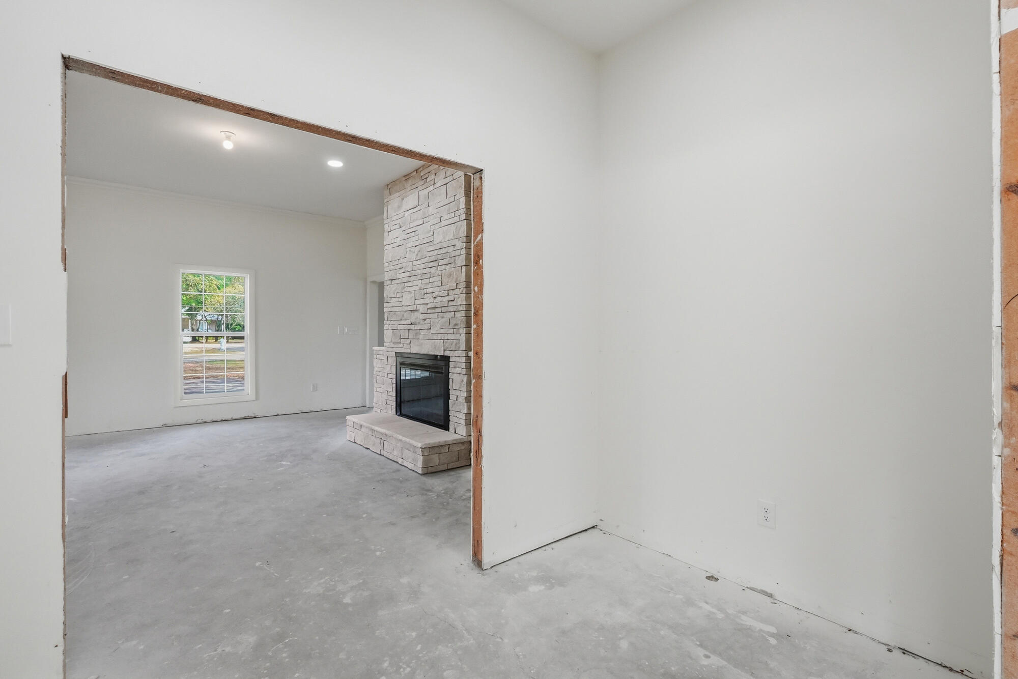 680 Mallet Bayou Road Freeport FL 32439