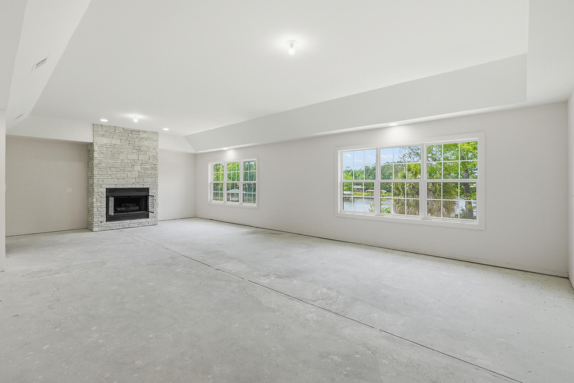680 Mallet Bayou Road Freeport FL 32439