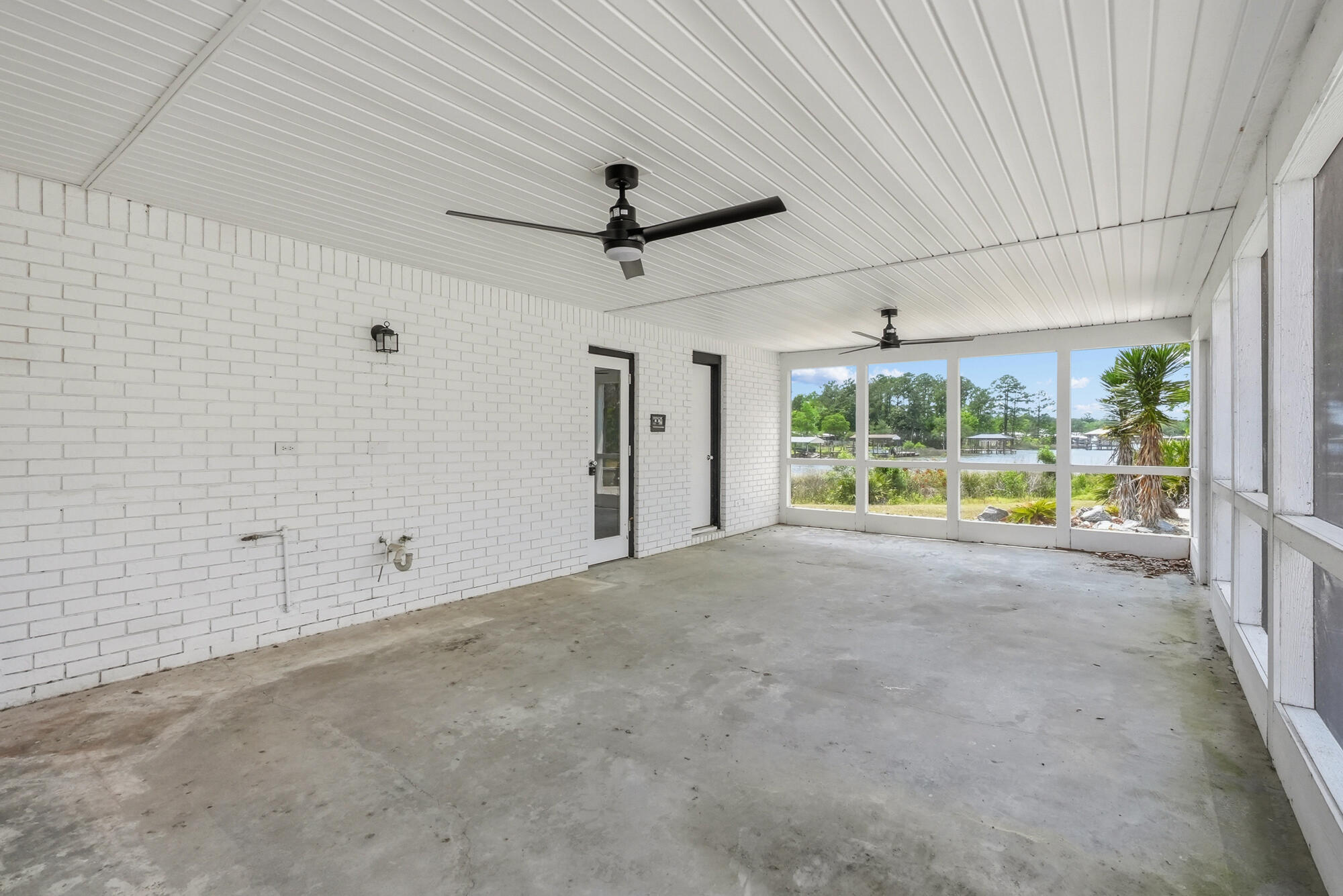 680 Mallet Bayou Road Freeport FL 32439