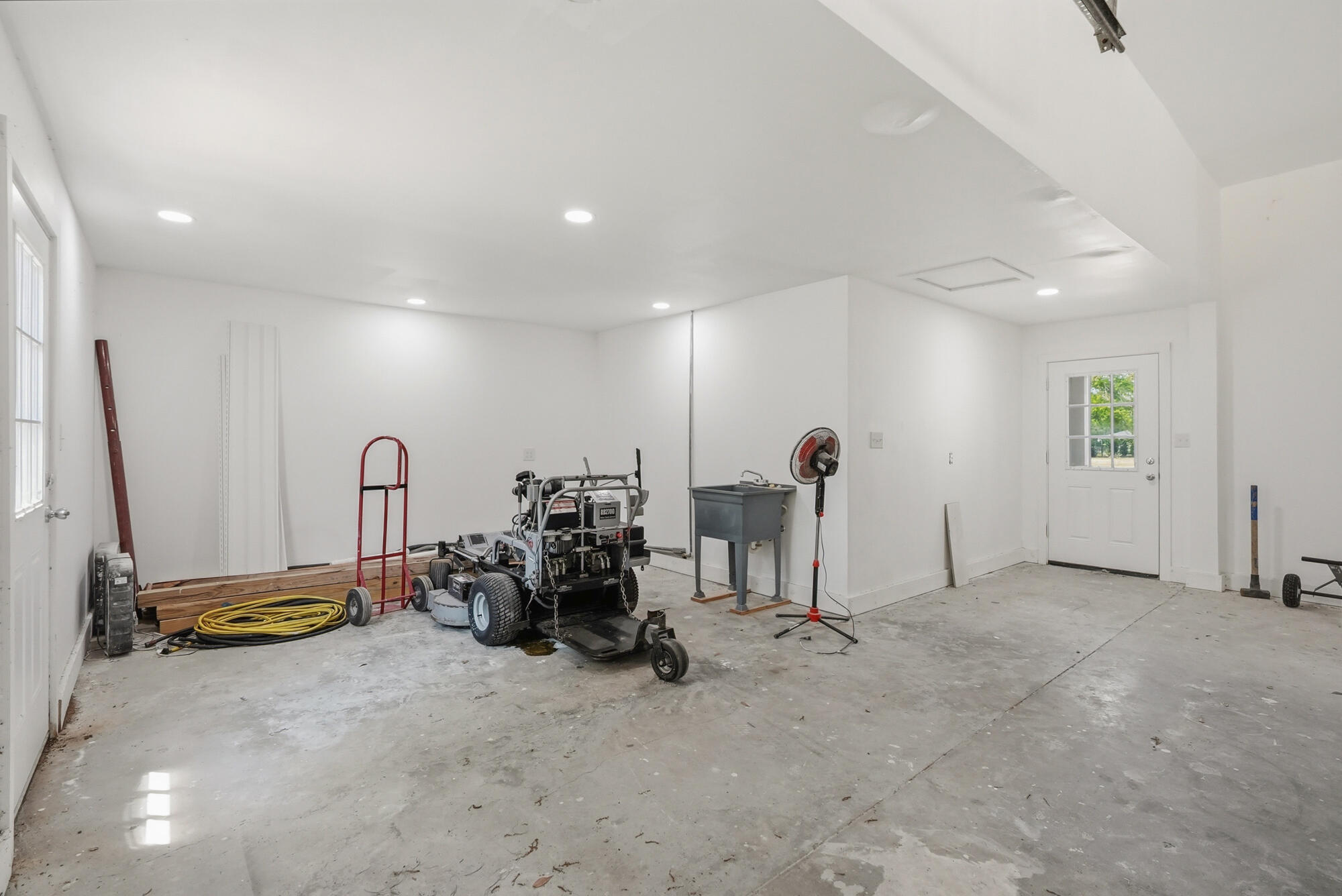 680 Mallet Bayou Road Freeport FL 32439