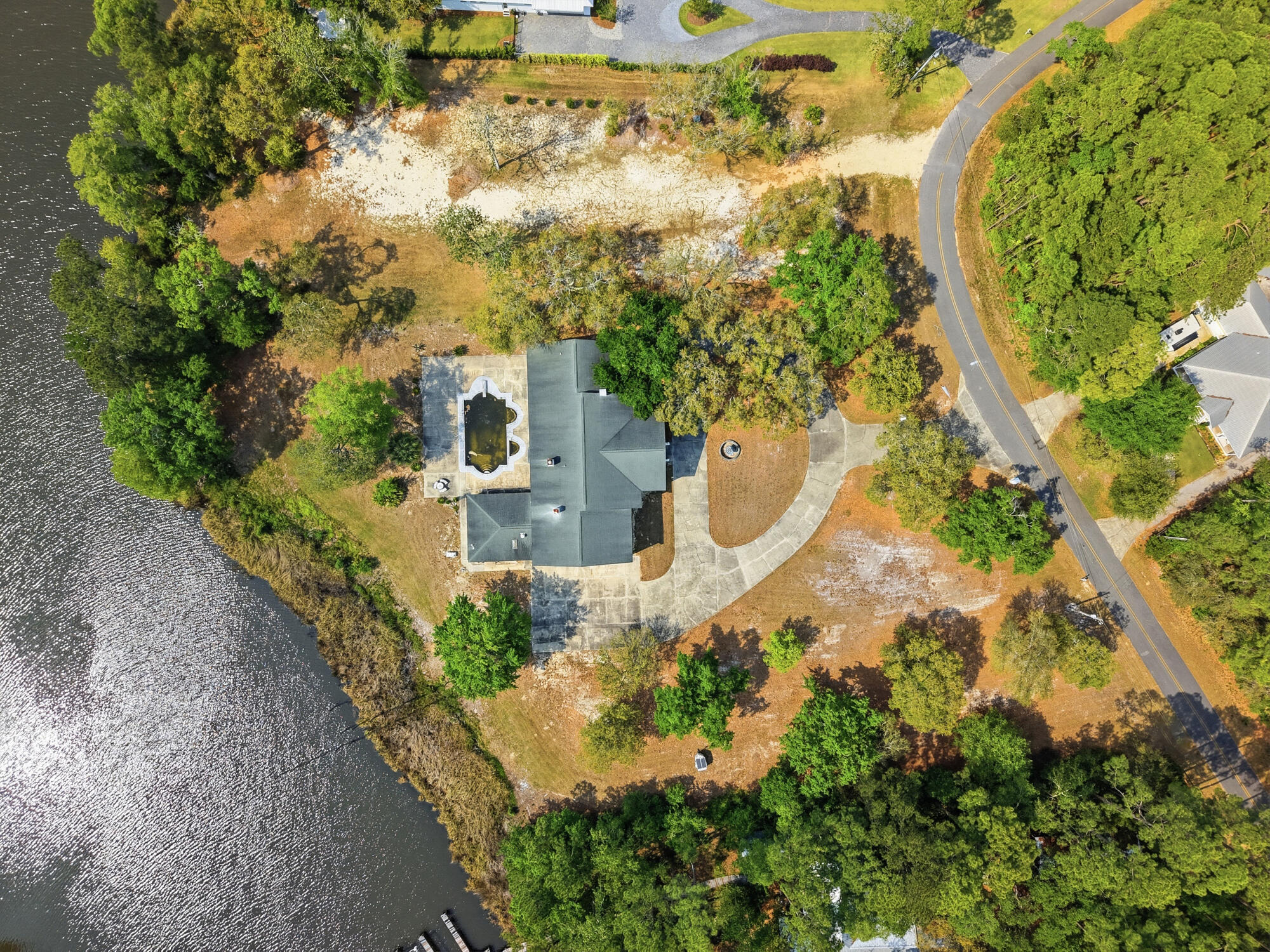 680 Mallet Bayou Road Freeport FL 32439