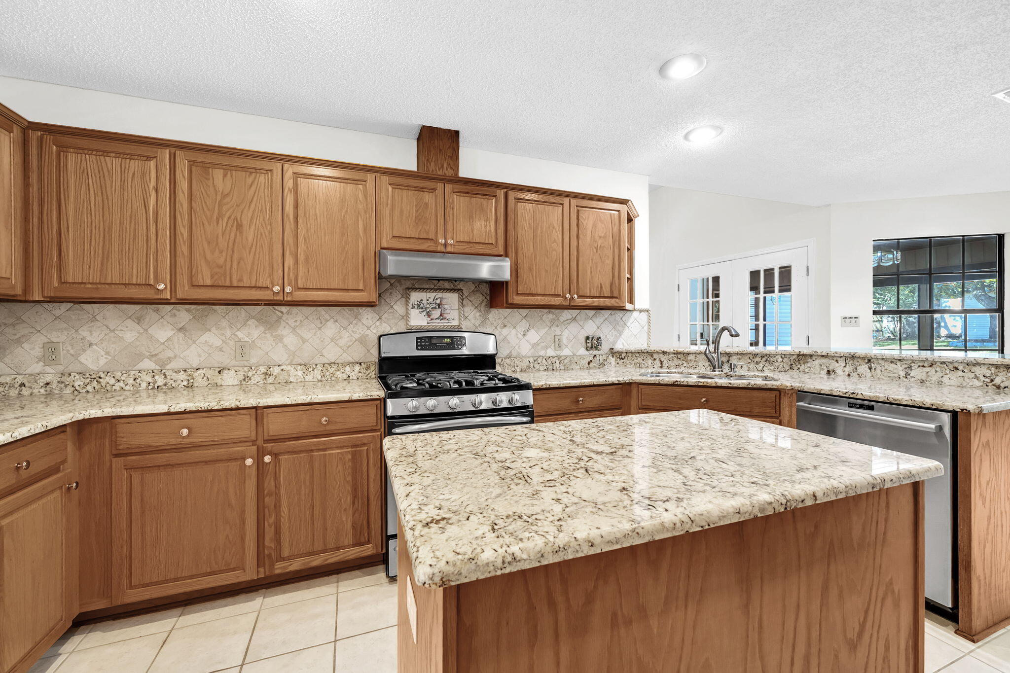 2319 Canal Drive Niceville FL 32578
