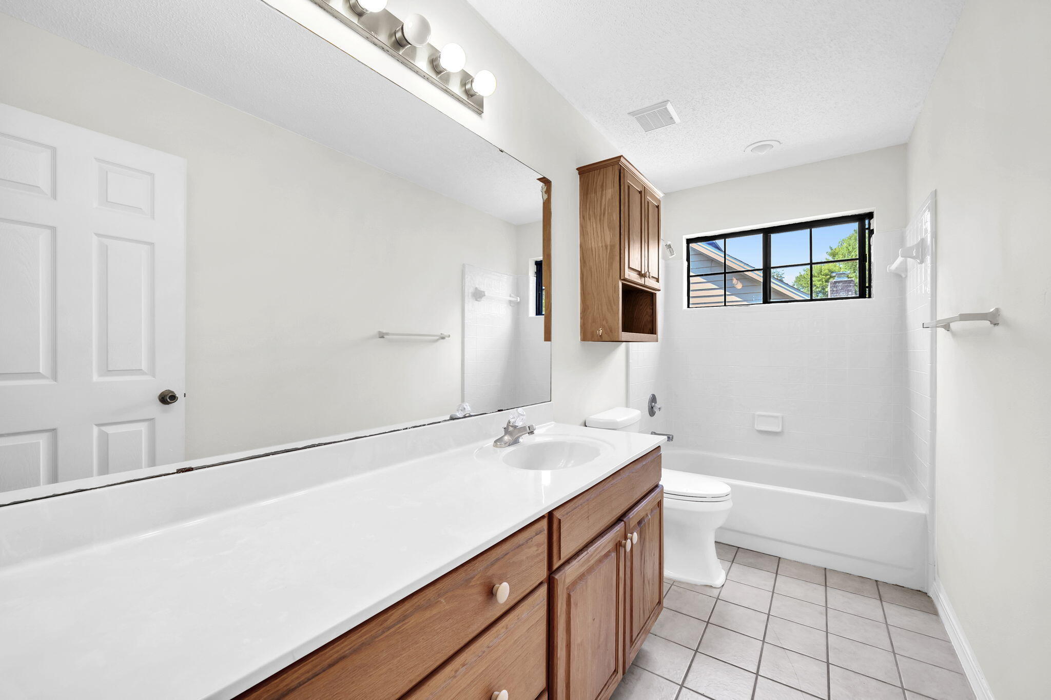 2319 Canal Drive Niceville FL 32578