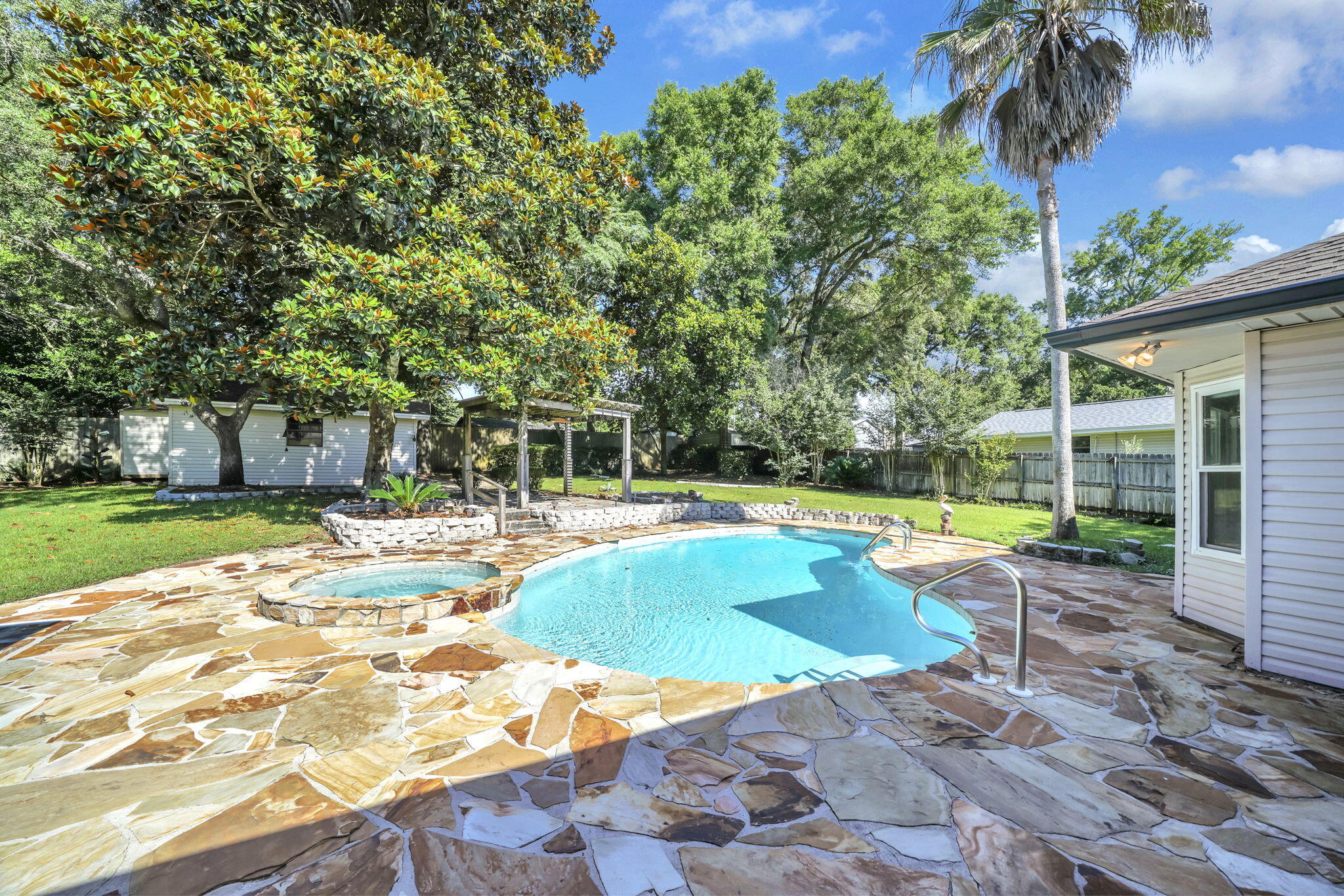 2319 Canal Drive Niceville FL 32578