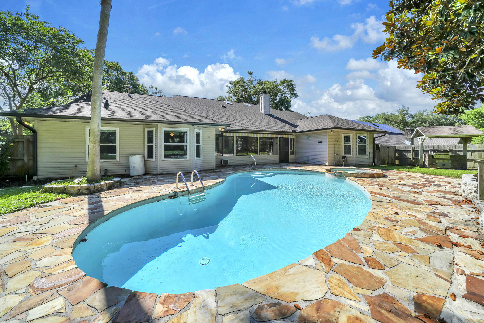 2319 Canal Drive Niceville FL 32578