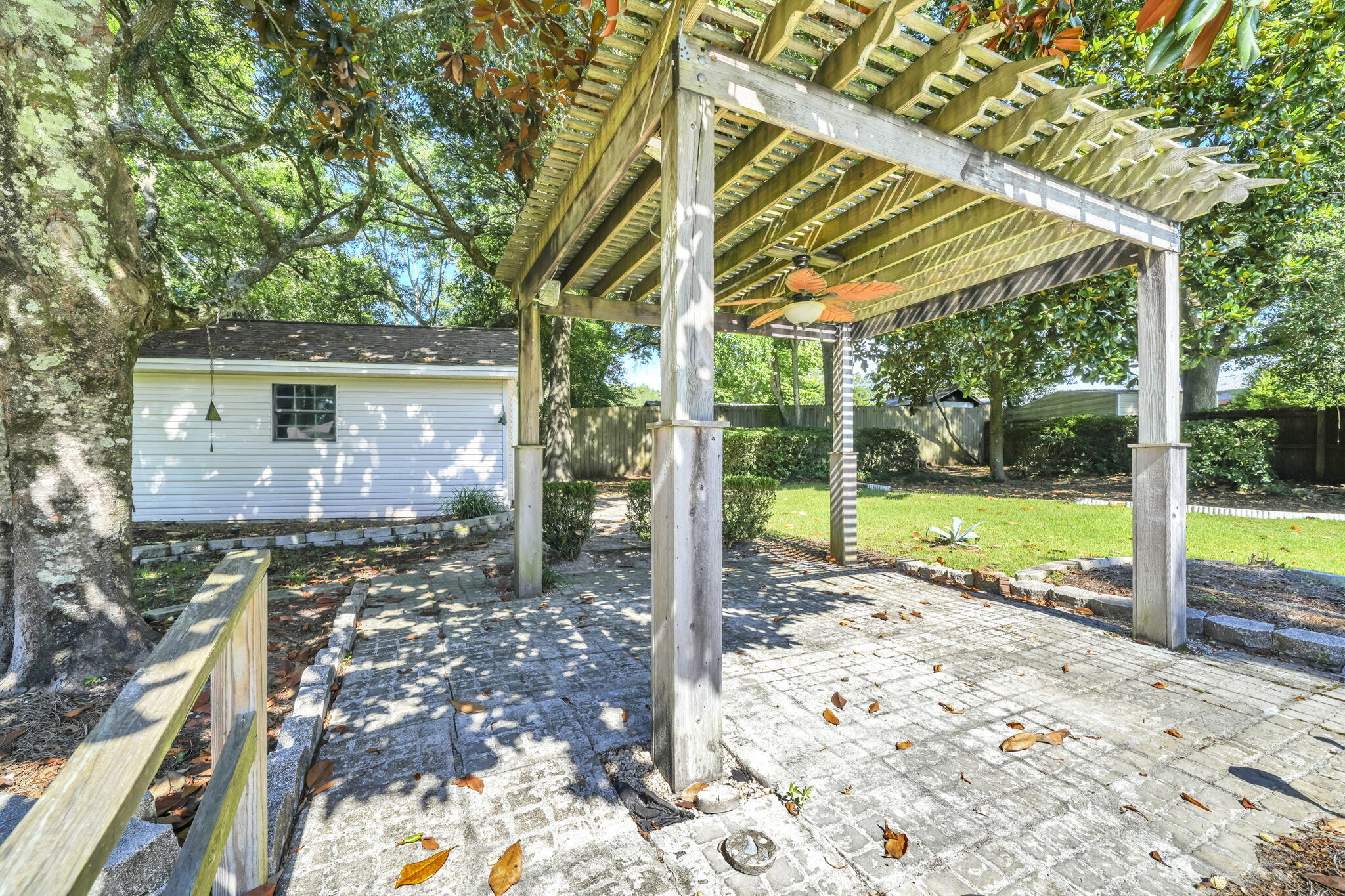 2319 Canal Drive Niceville FL 32578