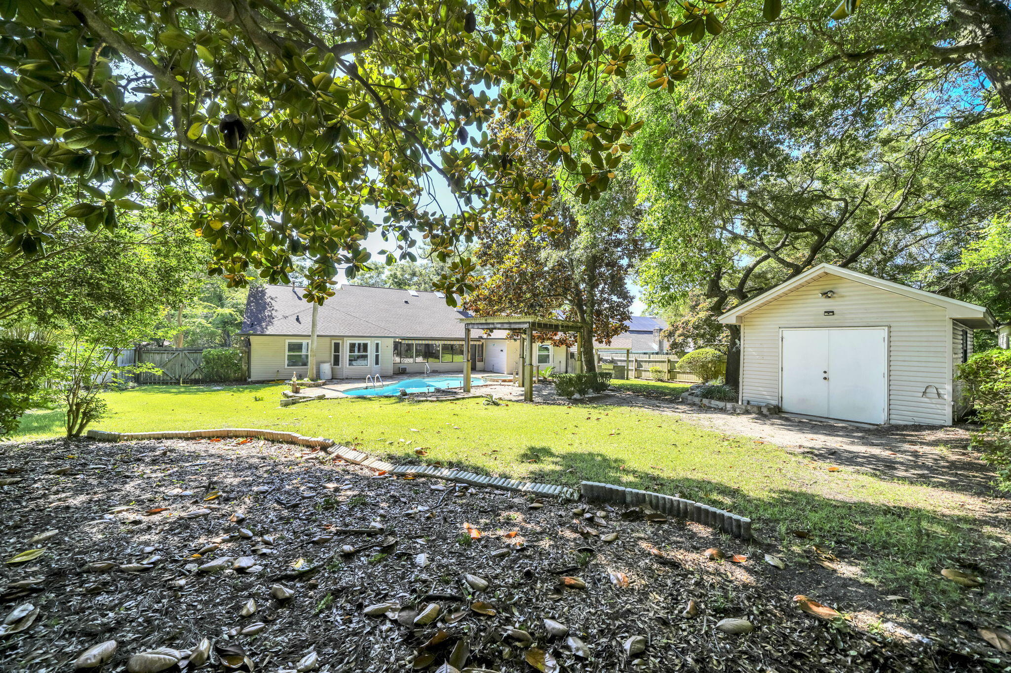 2319 Canal Drive Niceville FL 32578