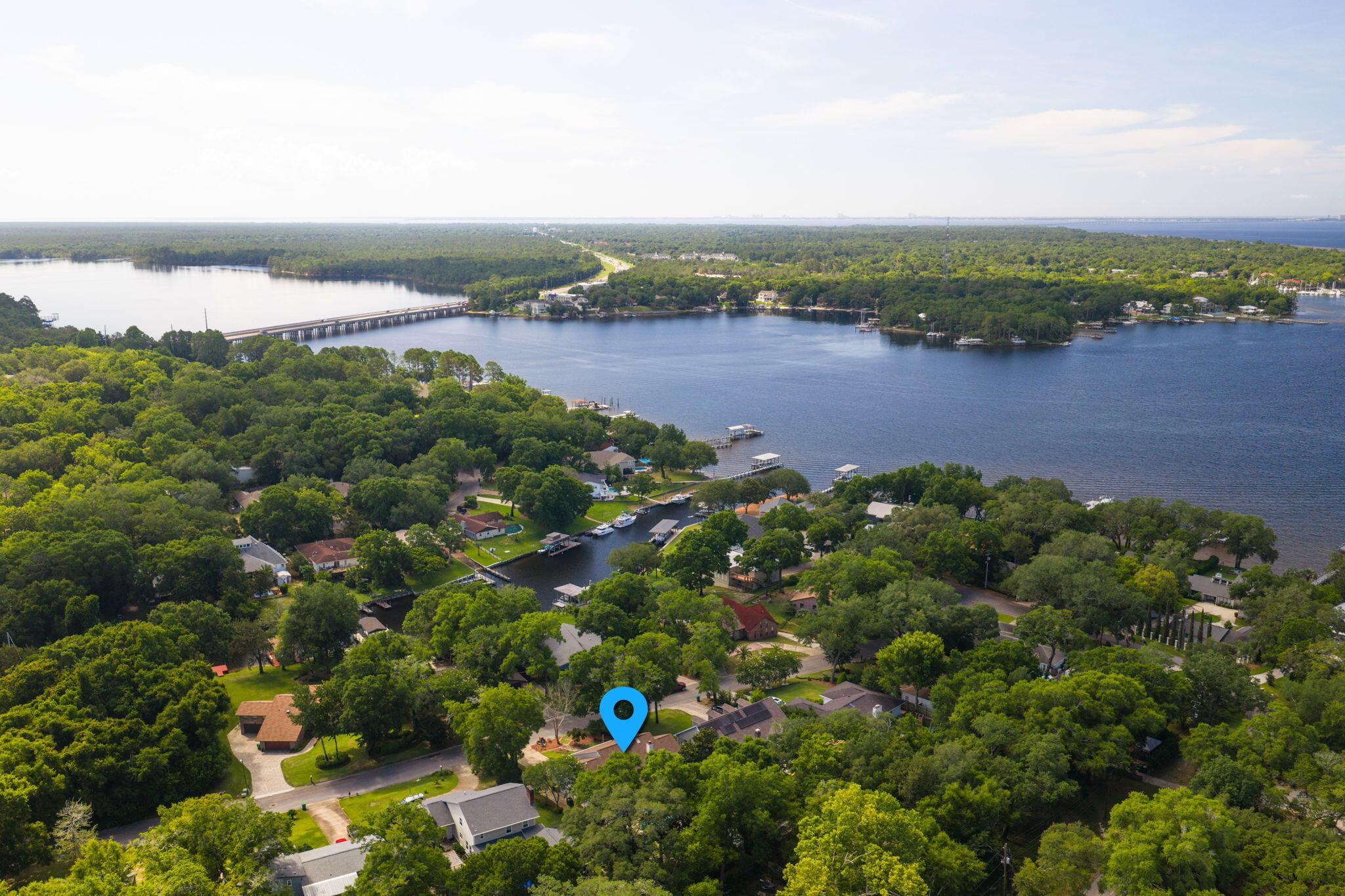 2319 Canal Drive Niceville FL 32578