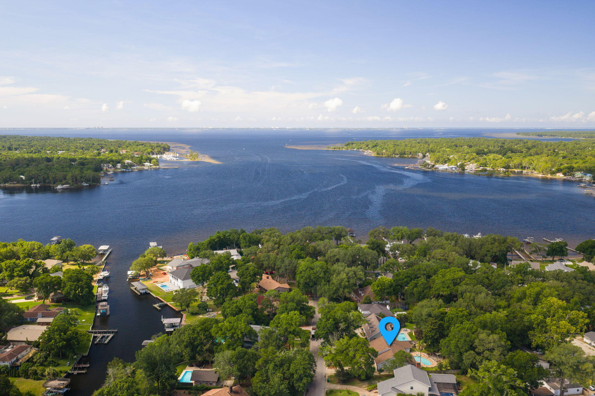 2319 Canal Drive Niceville FL 32578