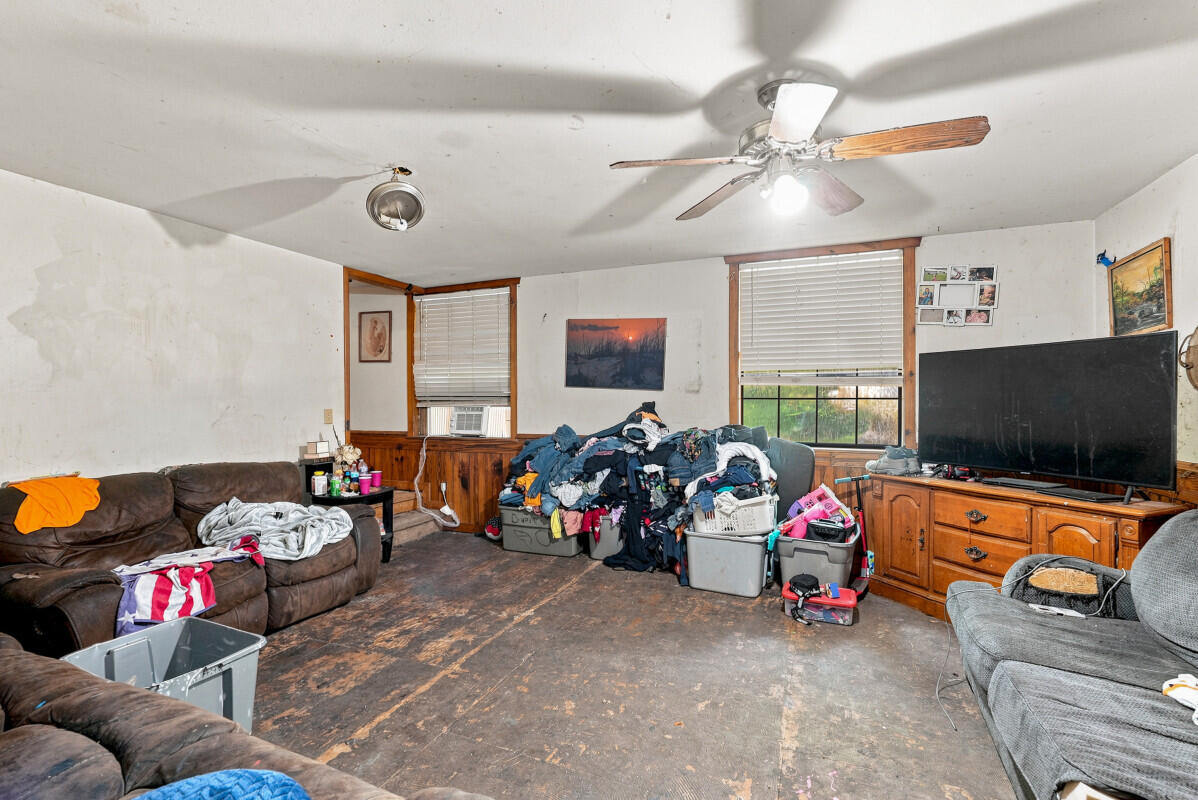 439 Thornton Road Defuniak Springs FL 32435
