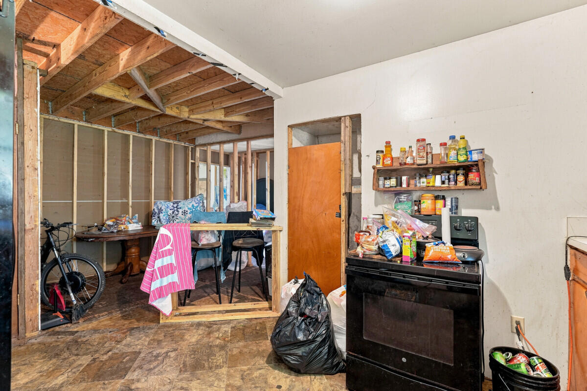439 Thornton Road Defuniak Springs FL 32435