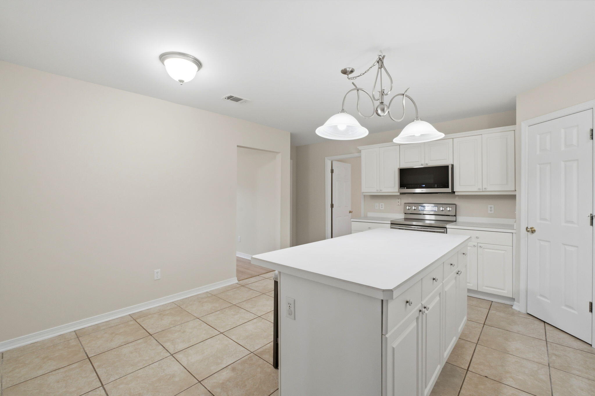 8131 Country Bay Boulevard Navarre FL 32566