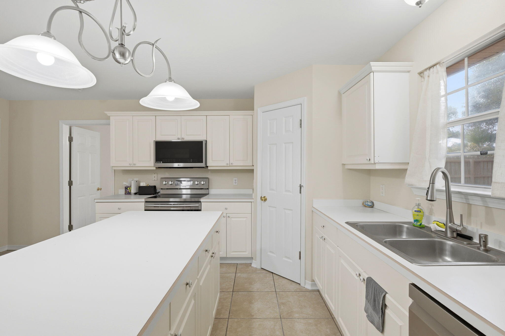 8131 Country Bay Boulevard Navarre FL 32566