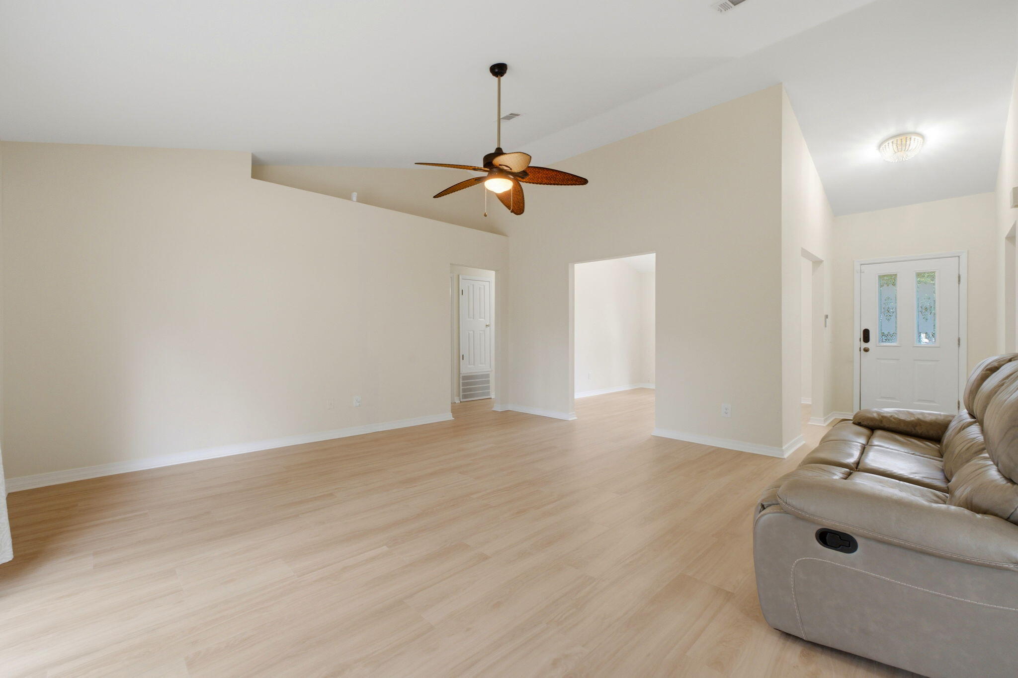 8131 Country Bay Boulevard Navarre FL 32566