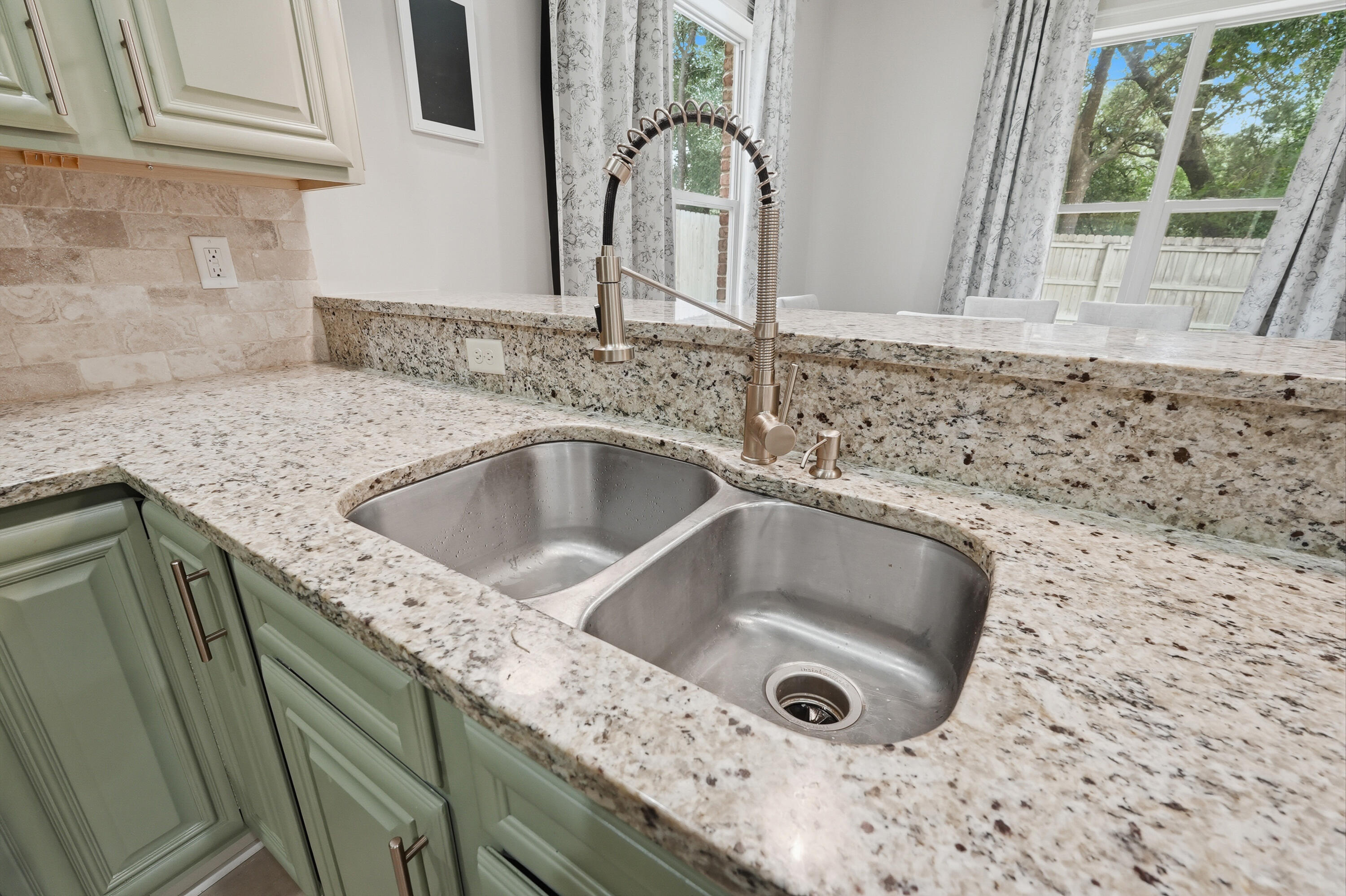 102 Black Bear Circle Niceville FL 32578
