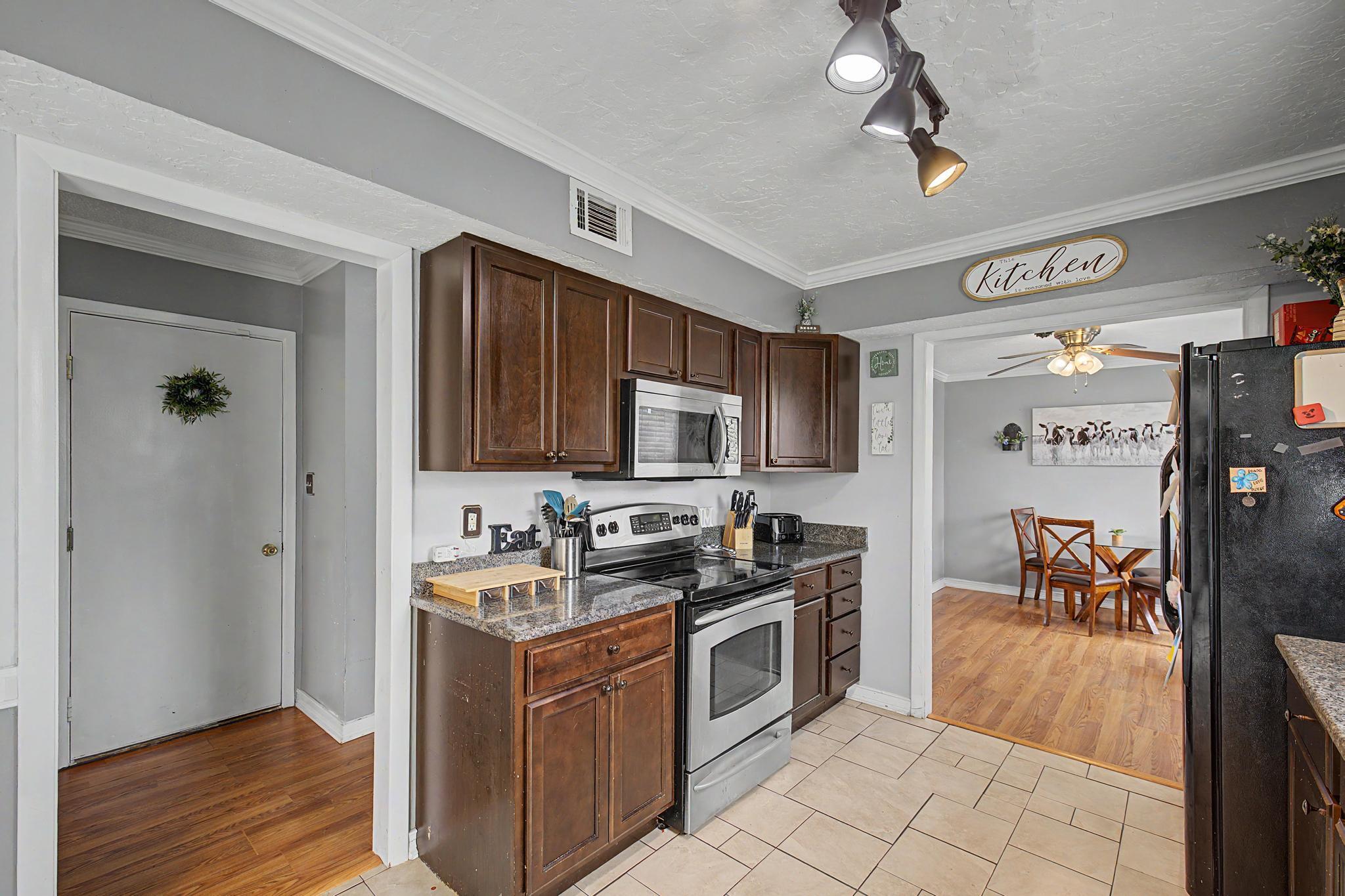 410 Woodland Park Circle Mary Esther FL 32569