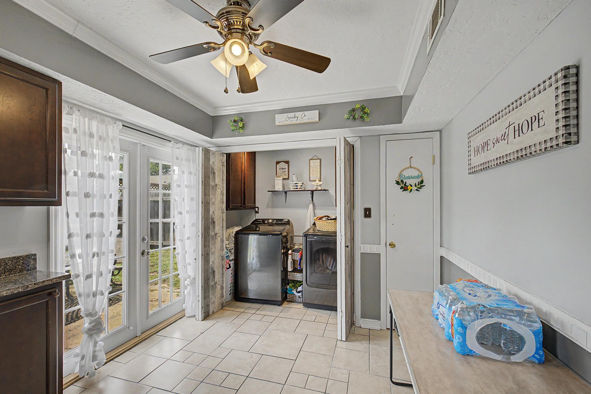 410 Woodland Park Circle Mary Esther FL 32569