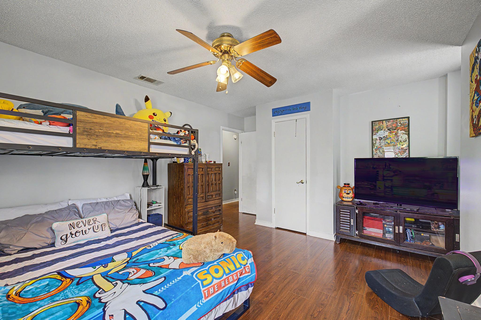 410 Woodland Park Circle Mary Esther FL 32569