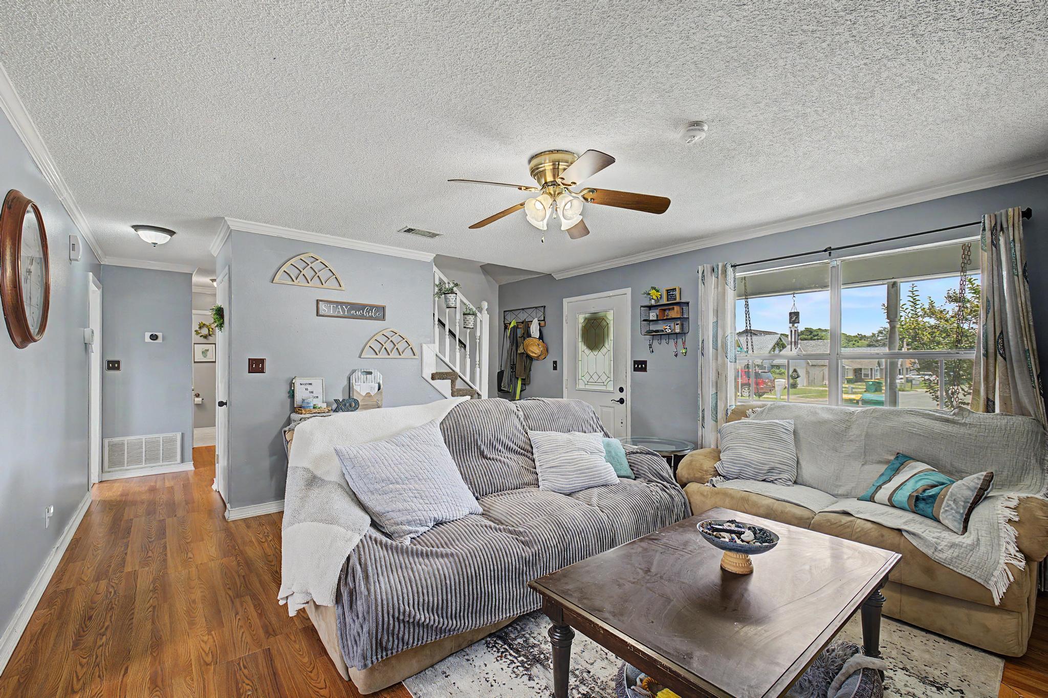 410 Woodland Park Circle Mary Esther FL 32569