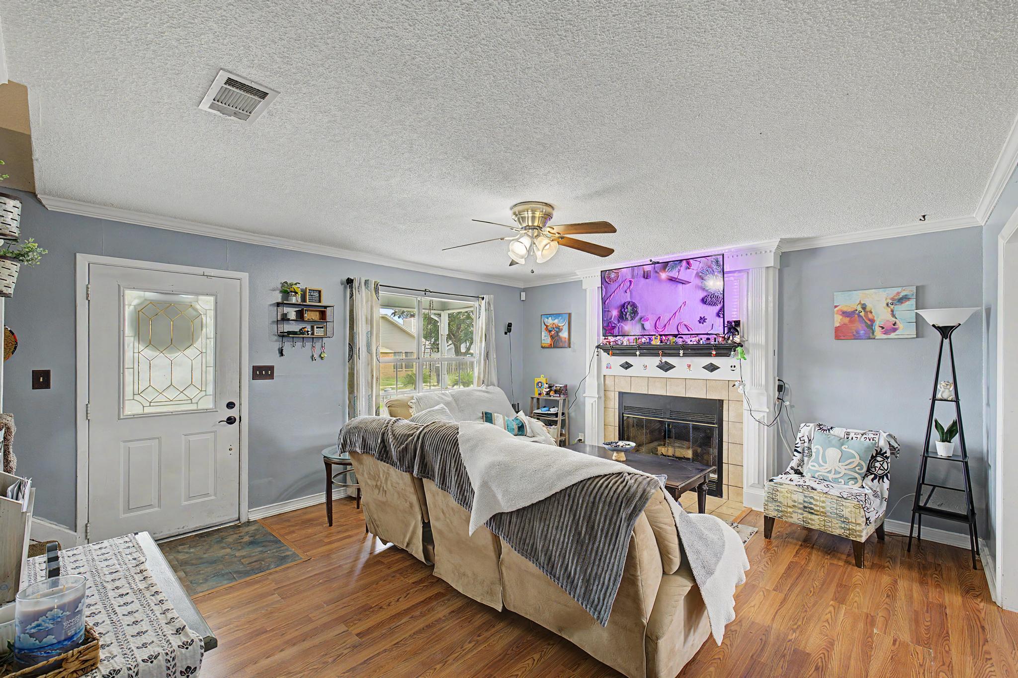 410 Woodland Park Circle Mary Esther FL 32569