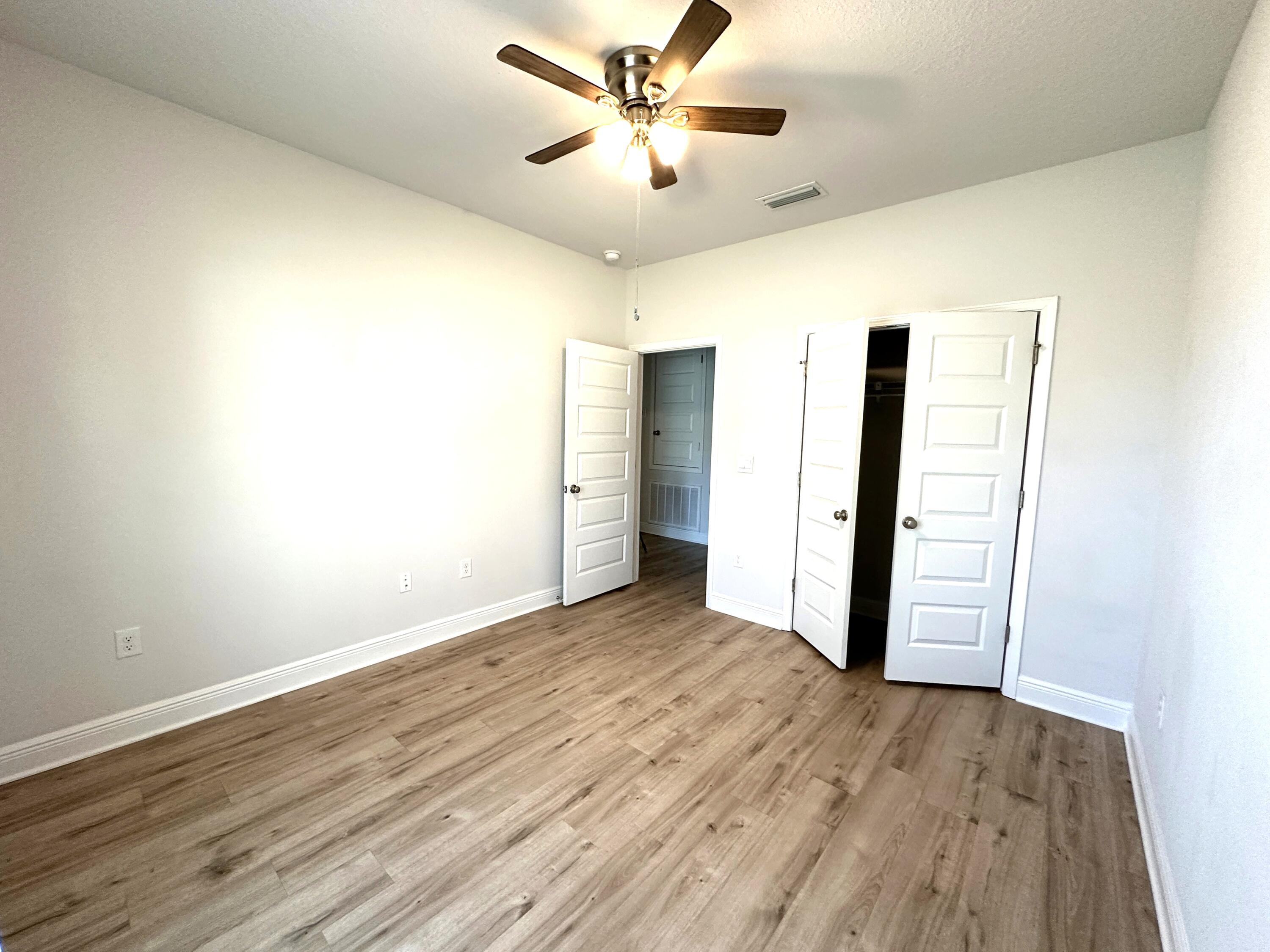 56 Secluded Circle Freeport FL 32439