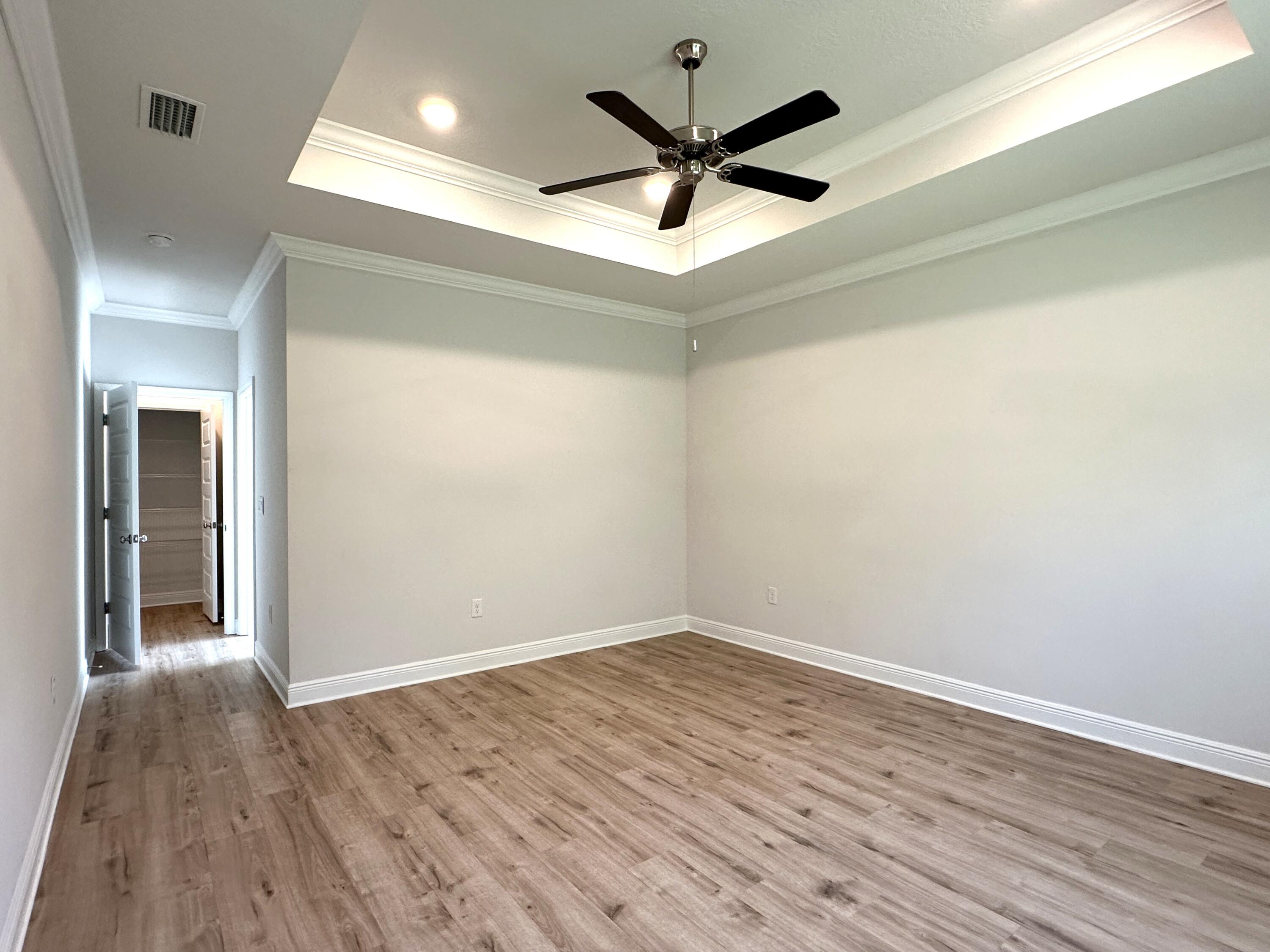 56 Secluded Circle Freeport FL 32439