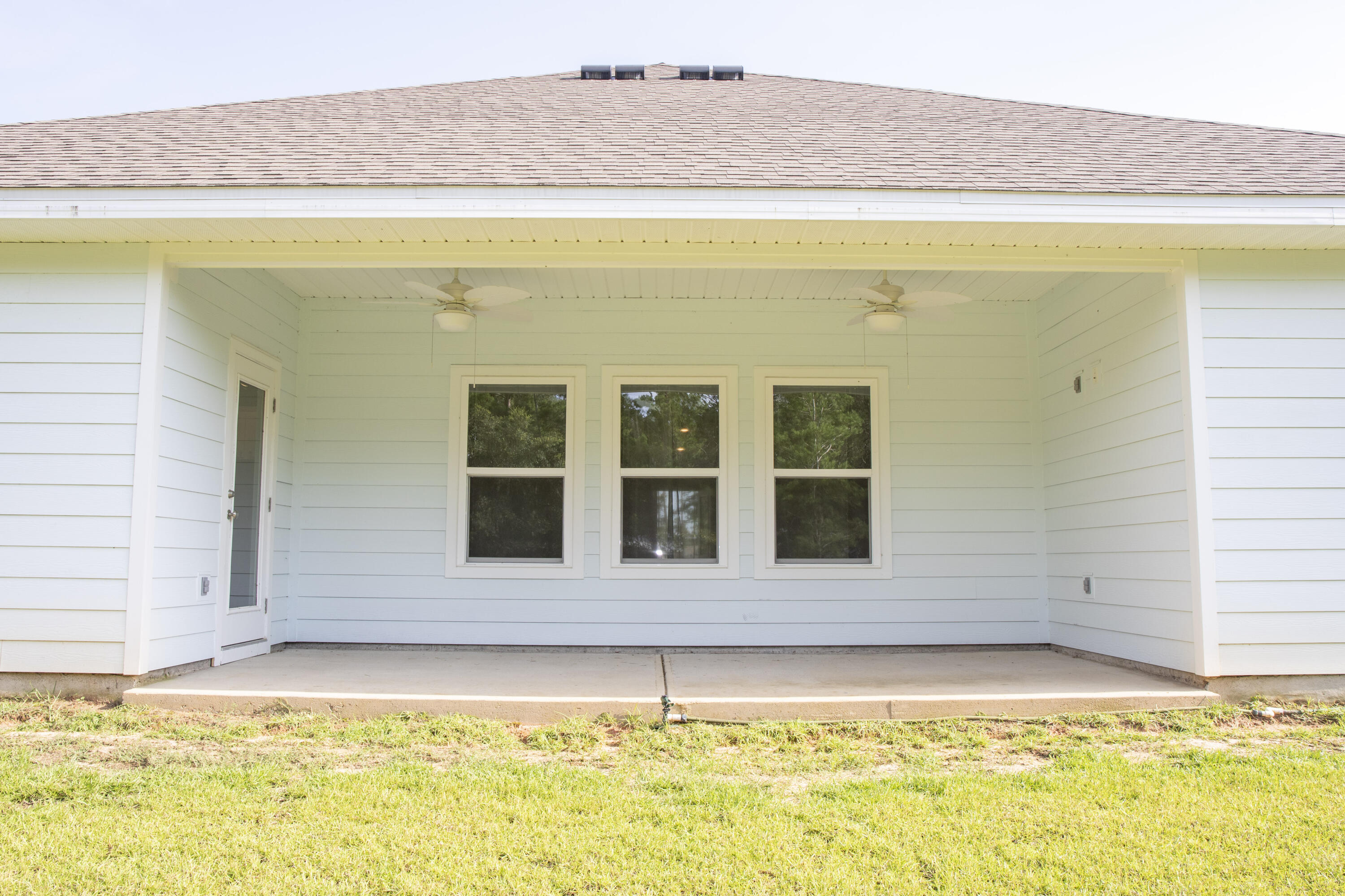 56 Secluded Circle Freeport FL 32439