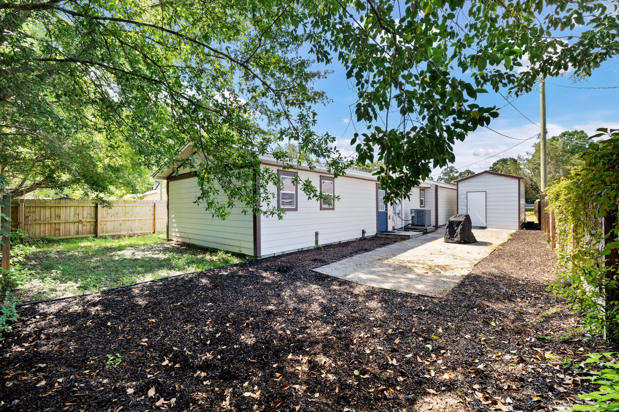 423 Green Acres Road Fort Walton Beach FL 32547