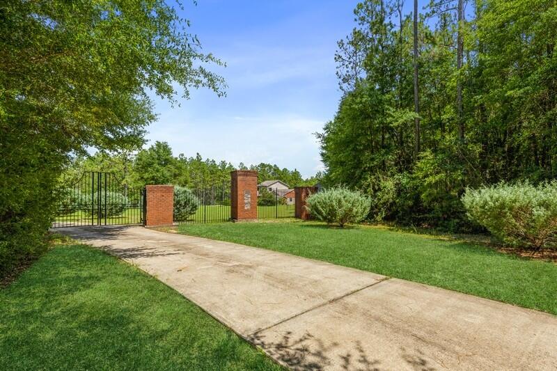 6051 Tupelo Street Crestview FL 32539