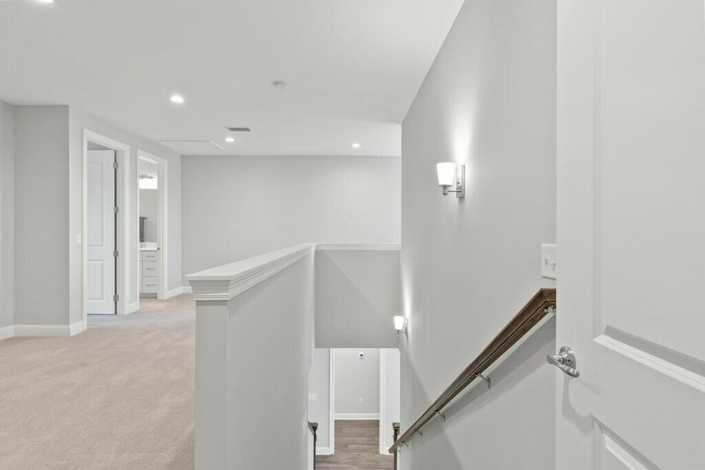 208 Meadow Lake Drive Freeport FL 32439