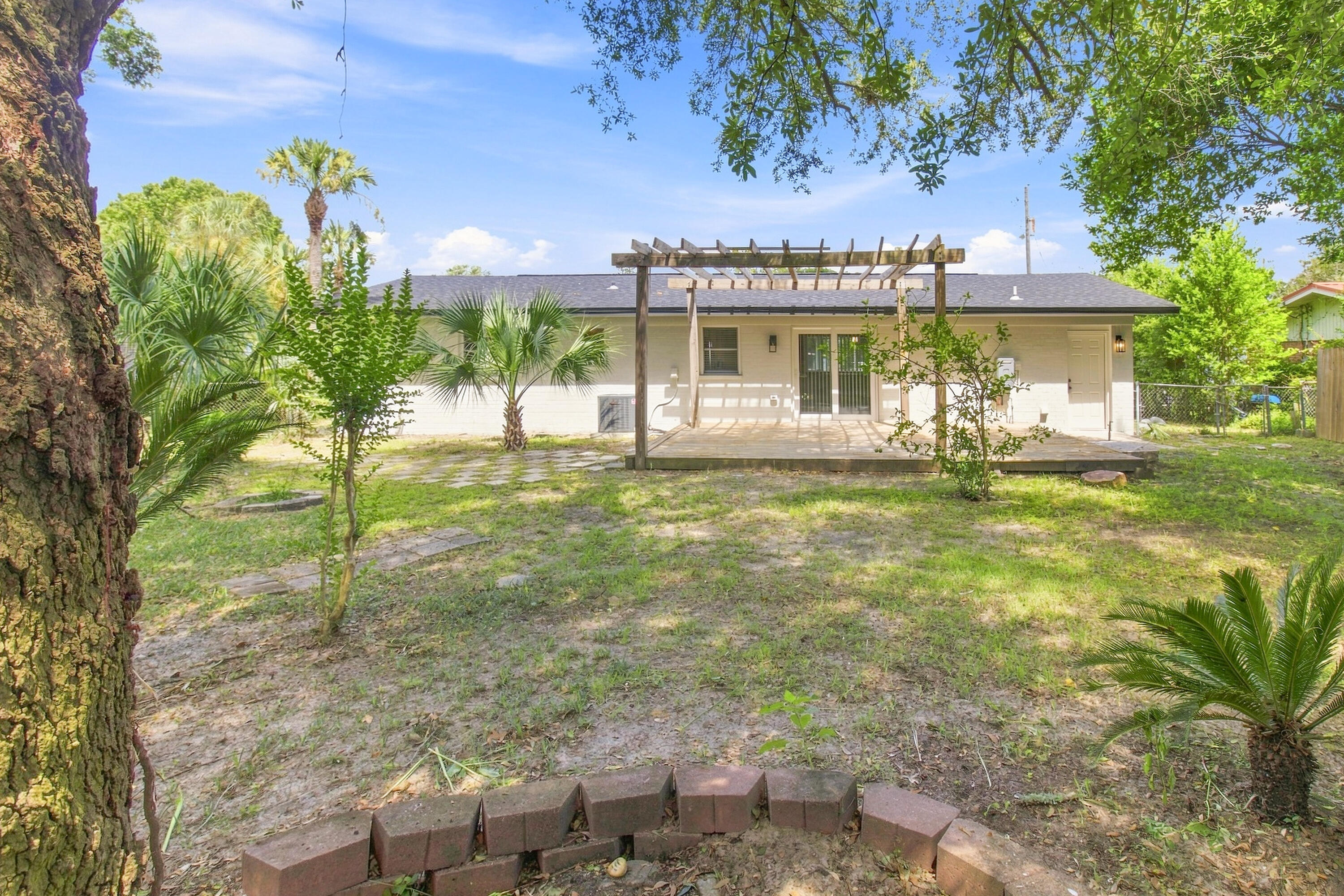 1426 Hickory Avenue Niceville FL 32578