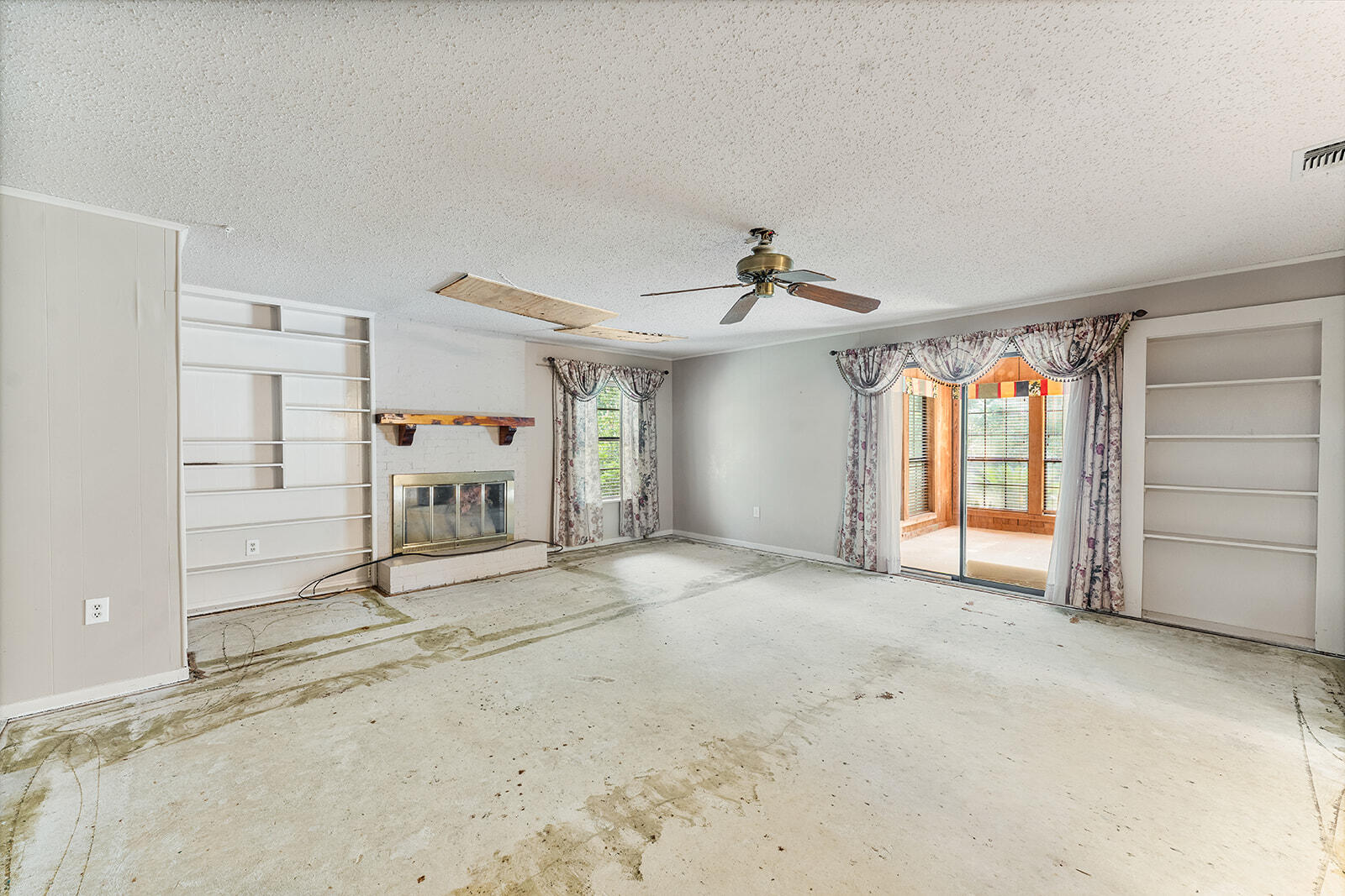 6178 Barnes Road Crestview FL 32536